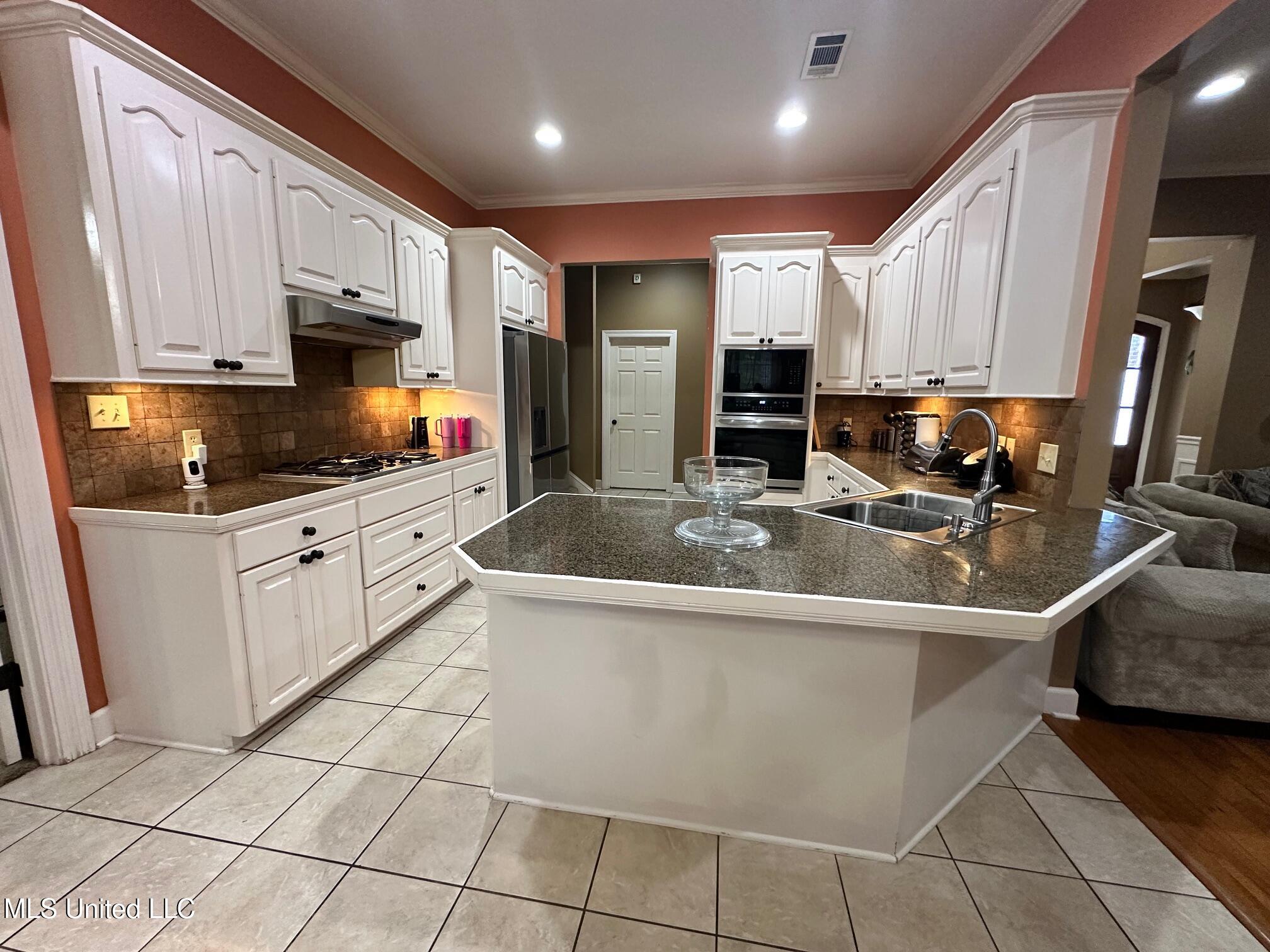 108 Addison Way, Canton, Mississippi image 17