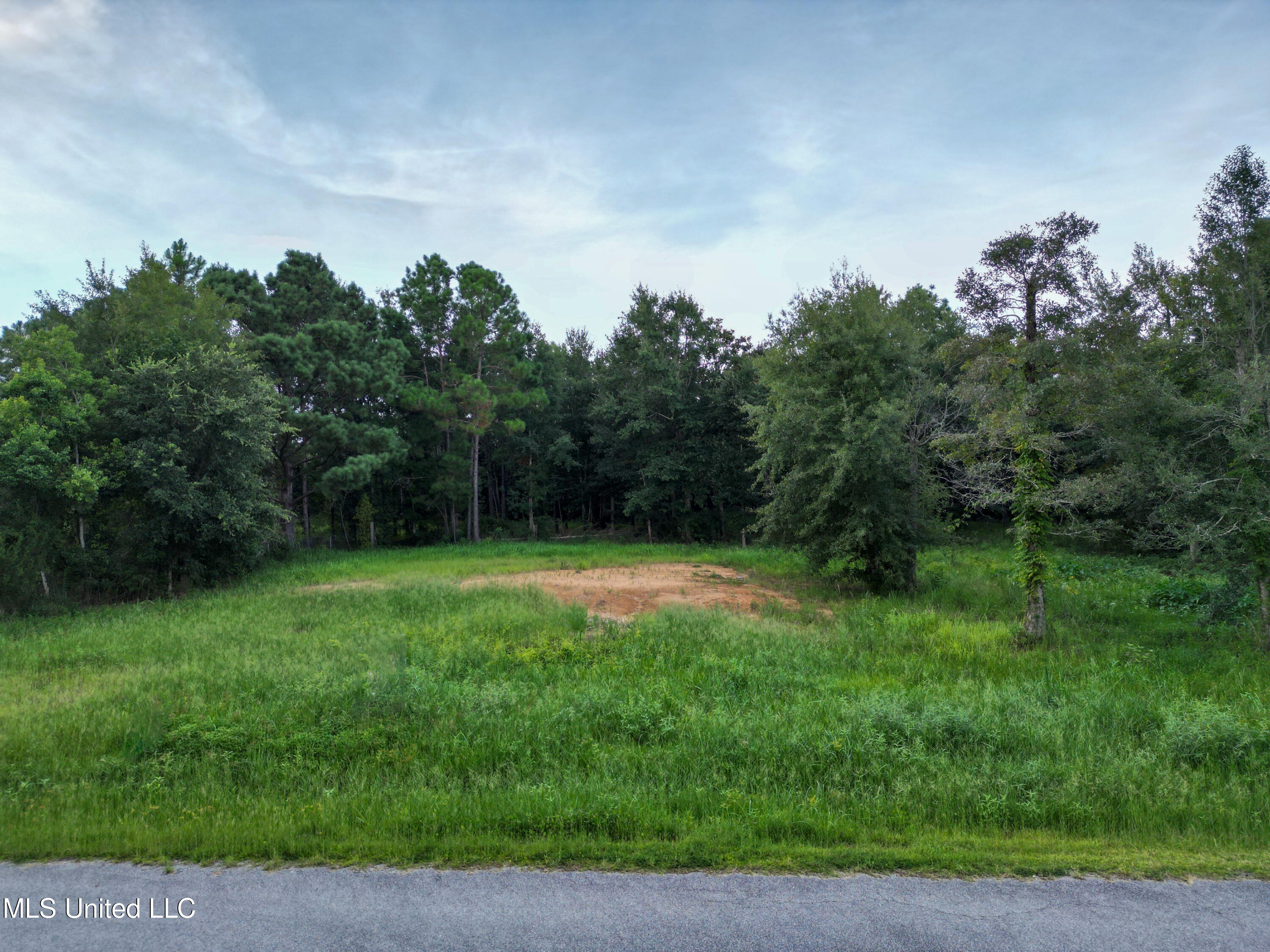222 Hillcrest Street, Waveland, Mississippi image 1