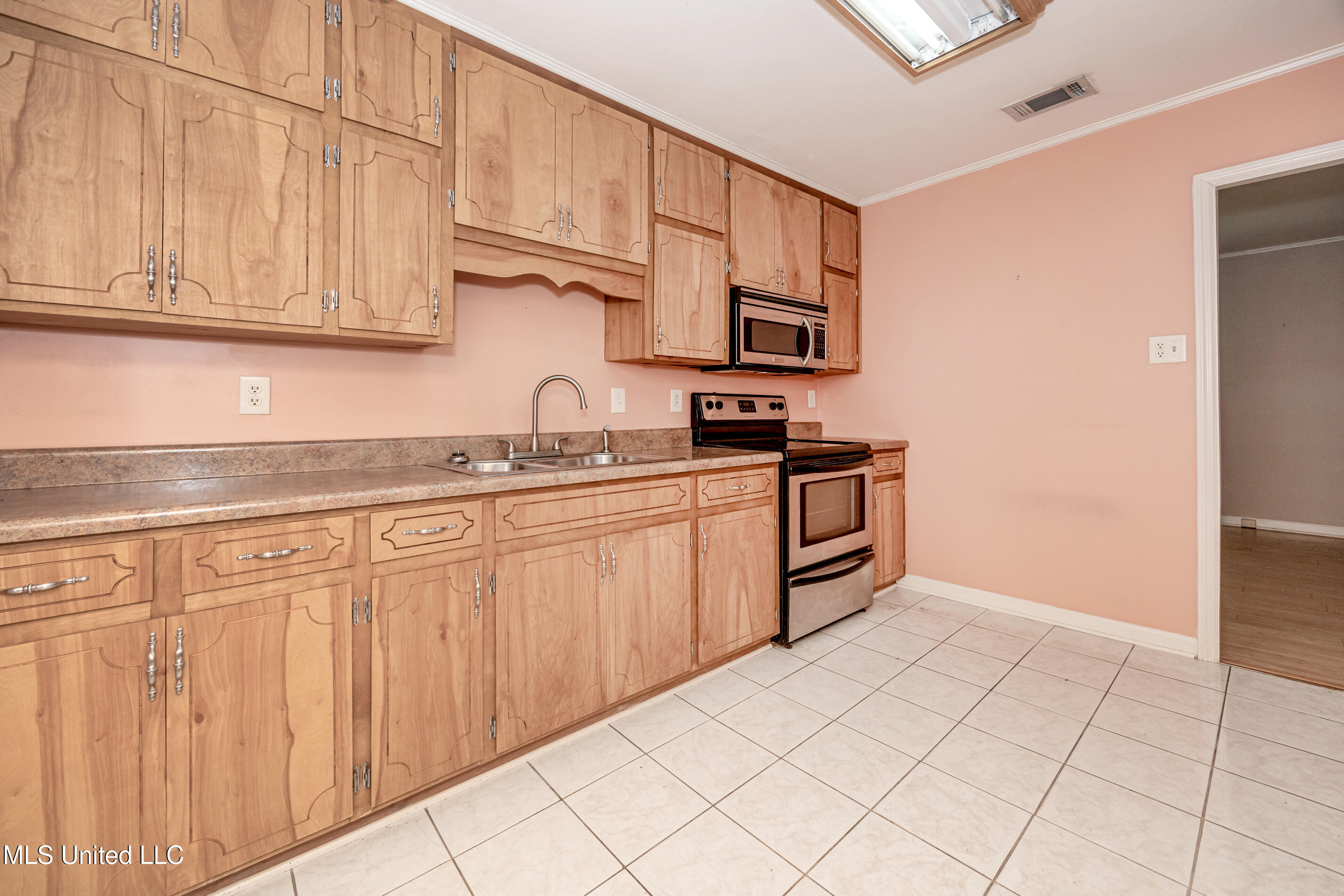 2210 Taft Avenue, Pascagoula, Mississippi image 10