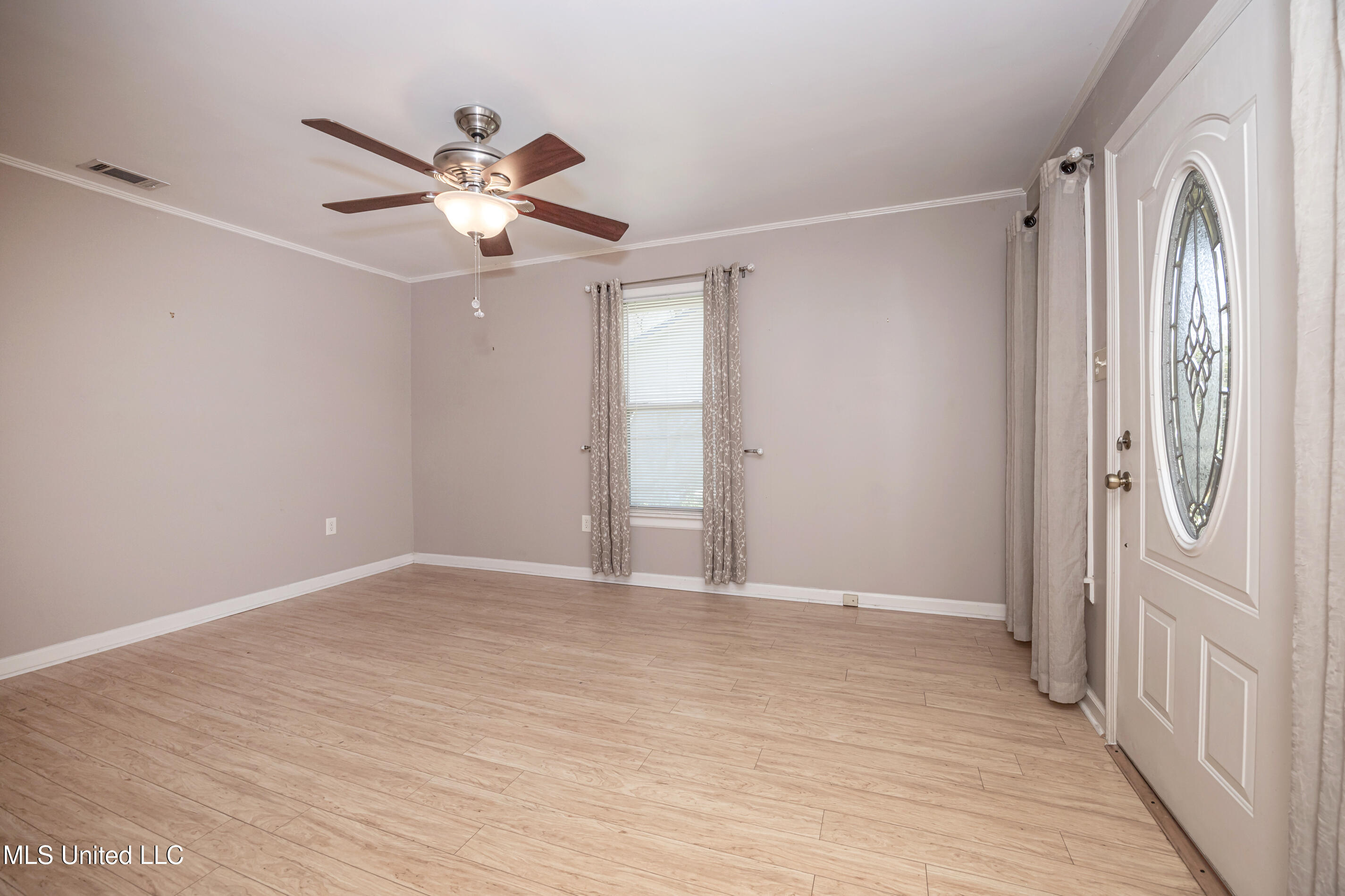 2210 Taft Avenue, Pascagoula, Mississippi image 12