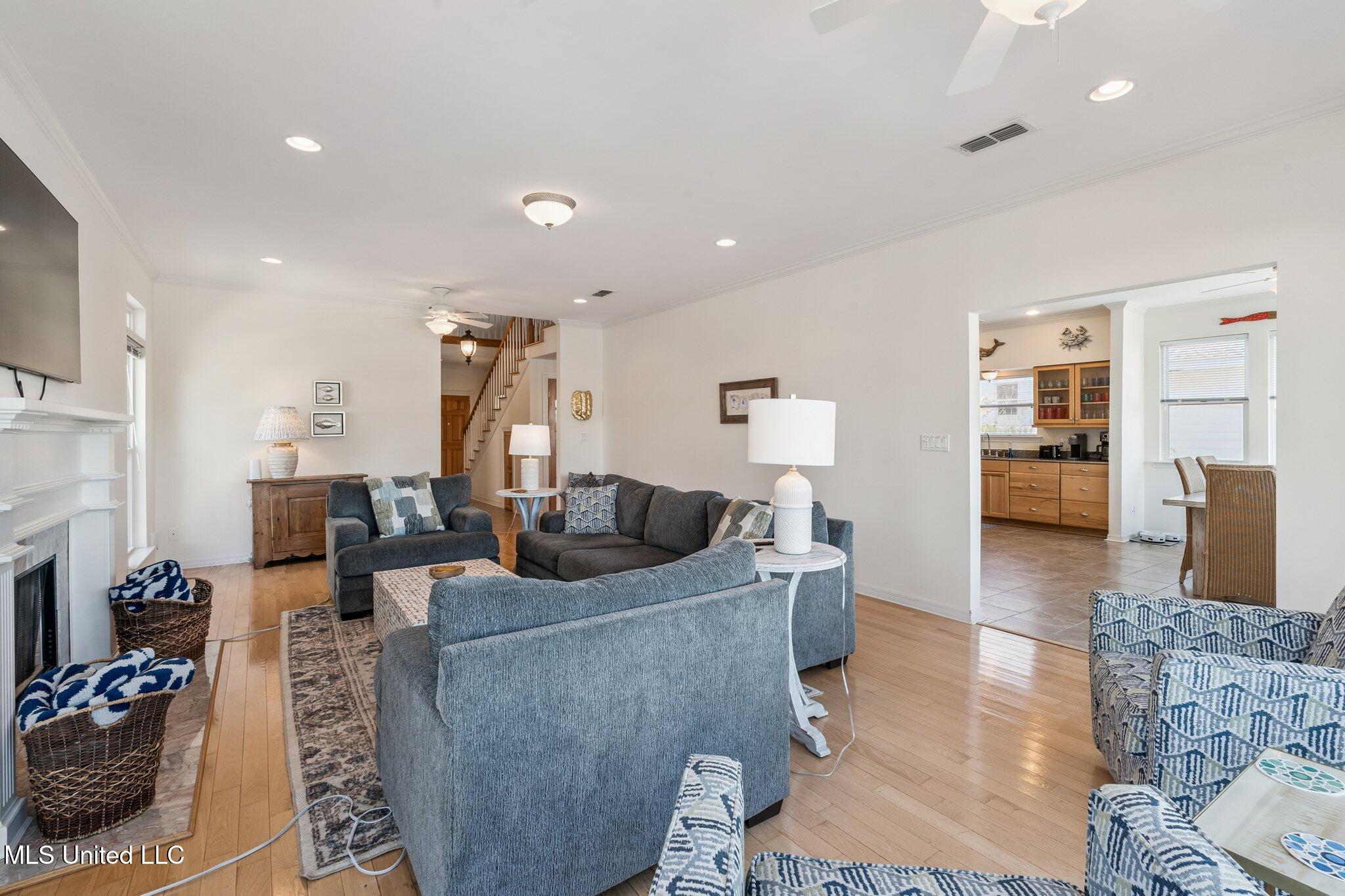 104 Poplar Point