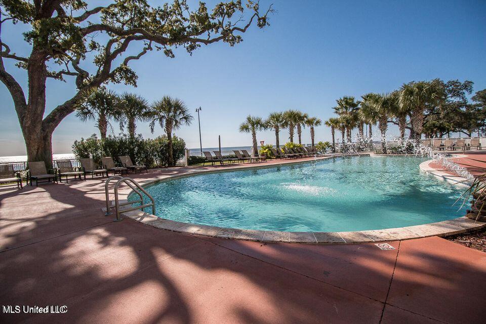2230 Beach Drive #808, Gulfport, Mississippi image 5