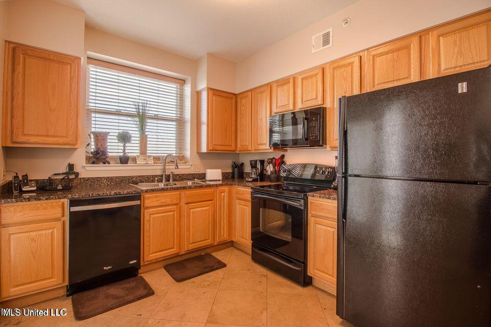 2230 Beach Drive #808, Gulfport, Mississippi image 10
