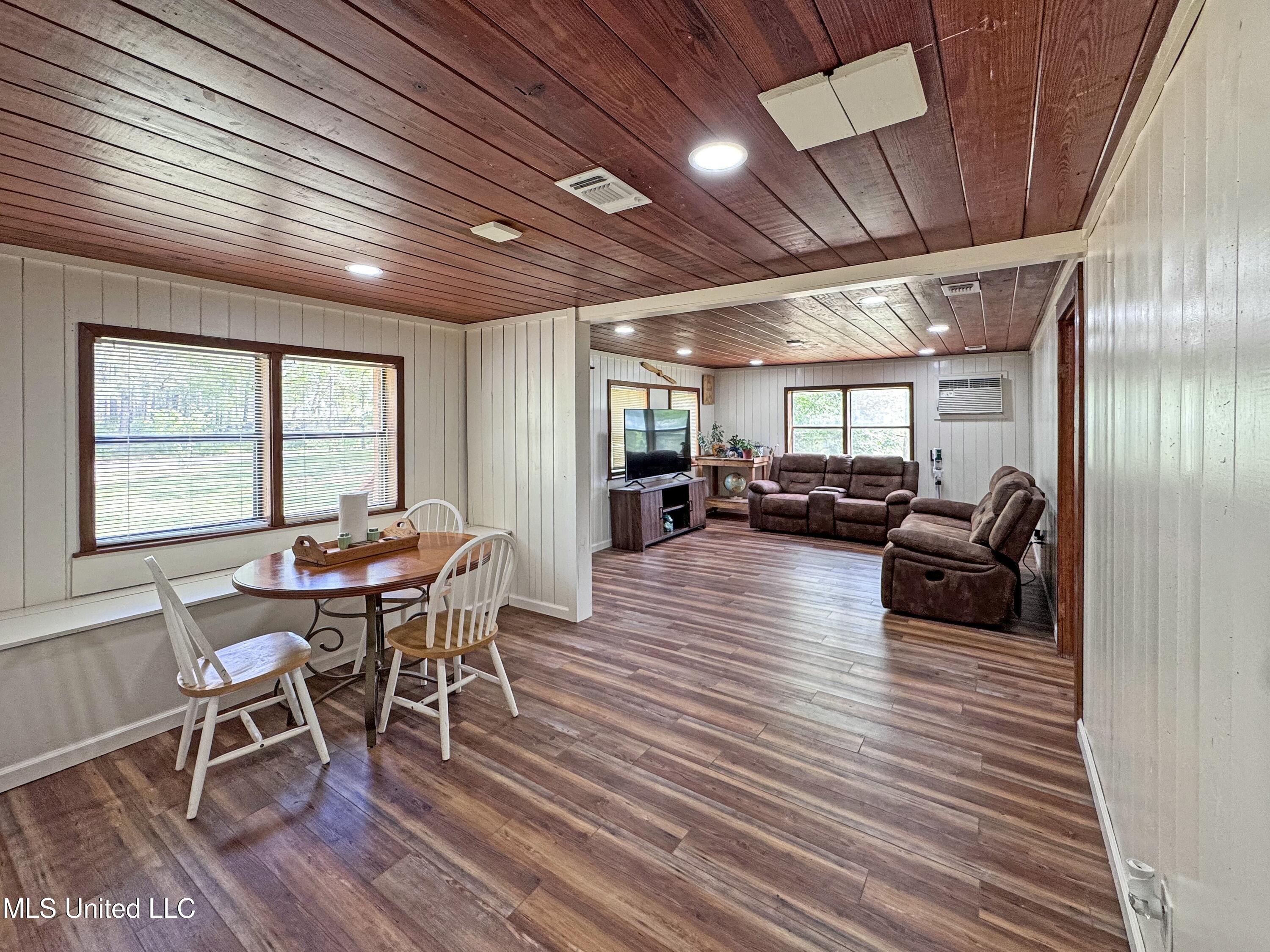 425 Golf Course Road, Mendenhall, Mississippi image 8