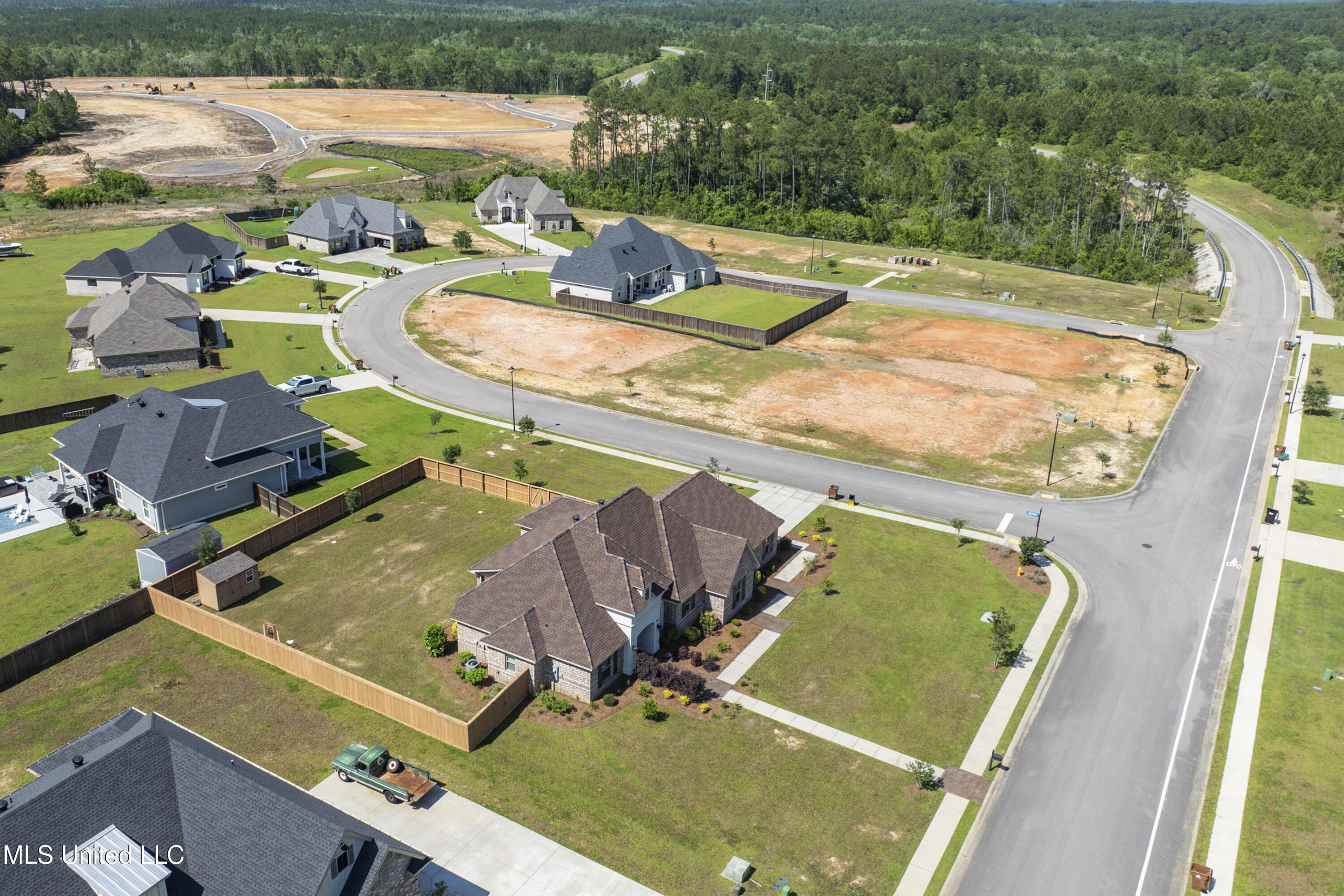 Belle La Vie Parkway, Biloxi, Mississippi image 7