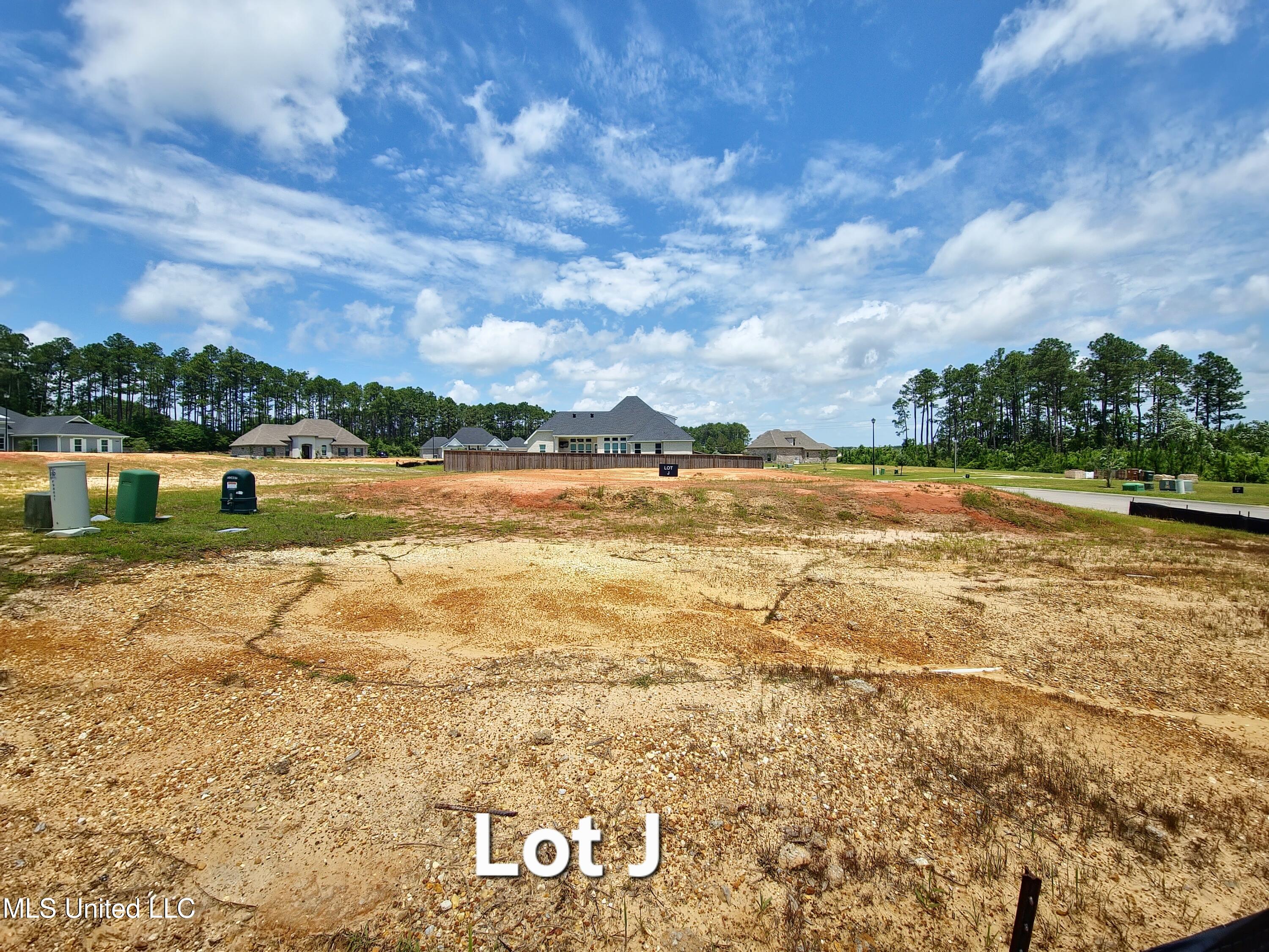 Belle La Vie Parkway, Biloxi, Mississippi image 4