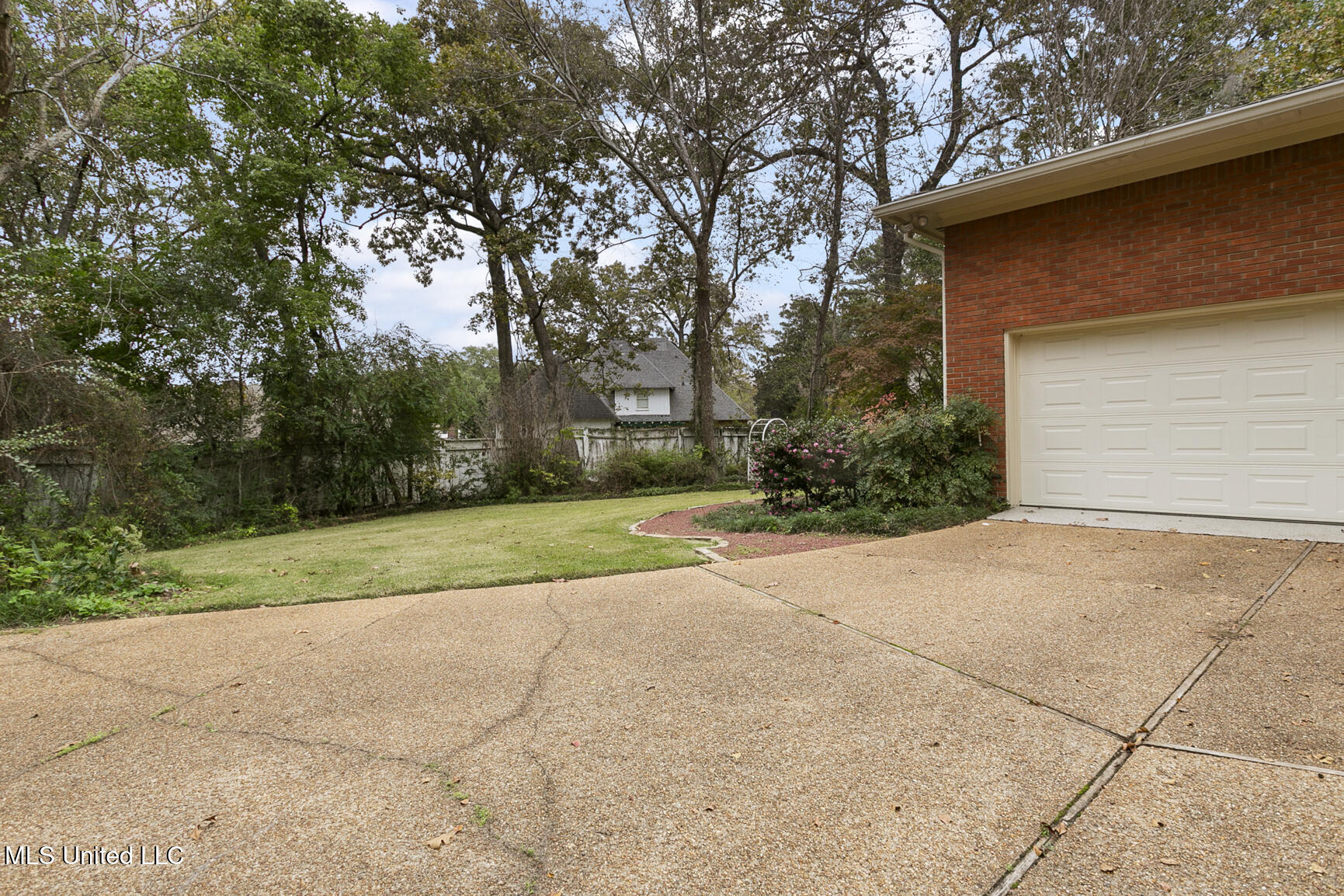 21 Moss Forest Circle Cir, Jackson, Mississippi image 32