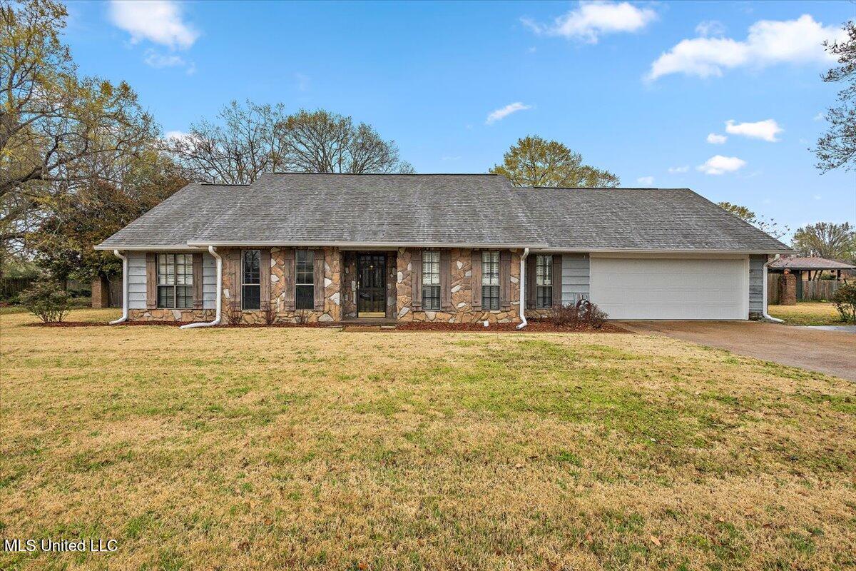 1906 Barnwell Circle, Yazoo City, Mississippi image 1