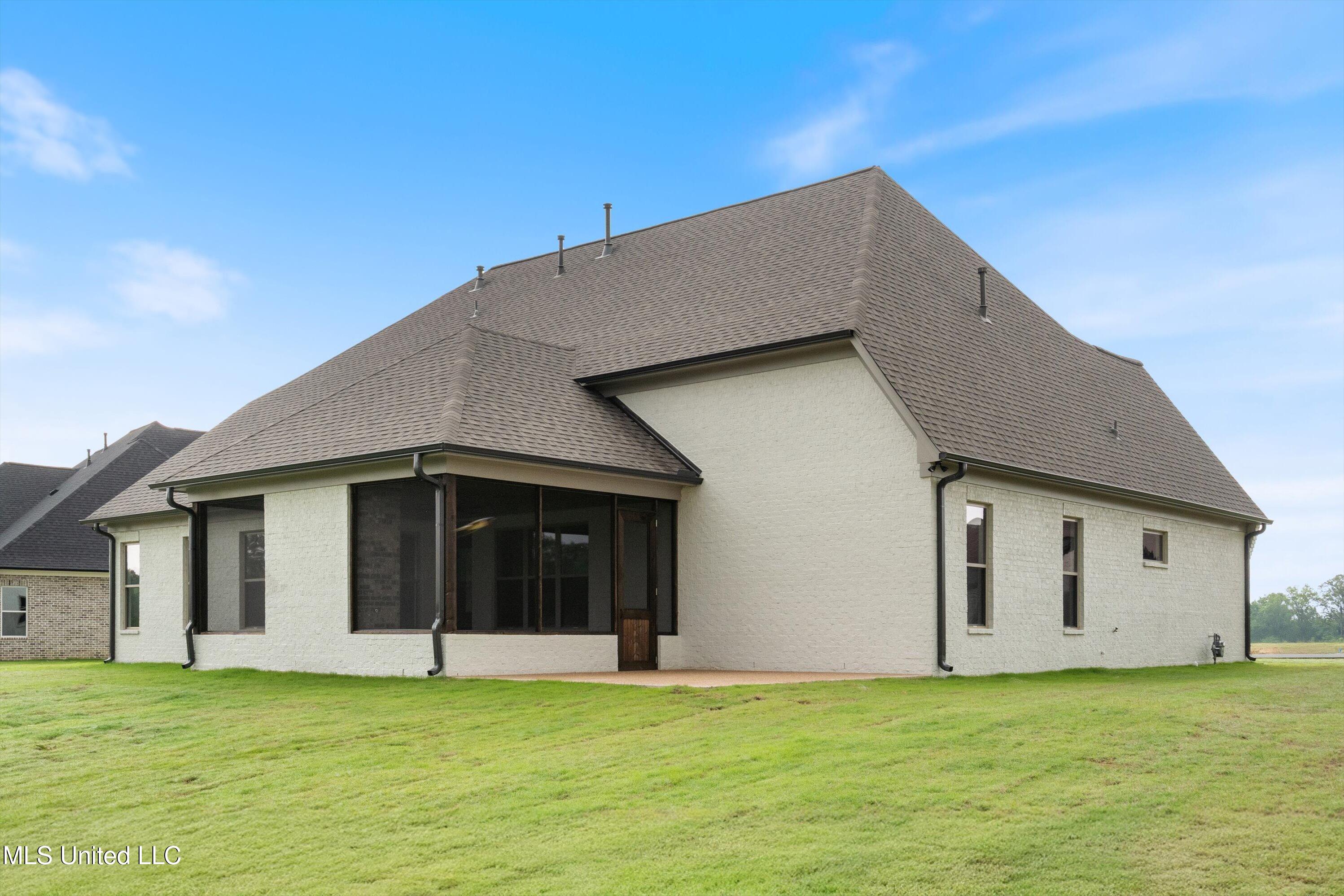 4364 Brooke Drive, Nesbit, Mississippi image 43