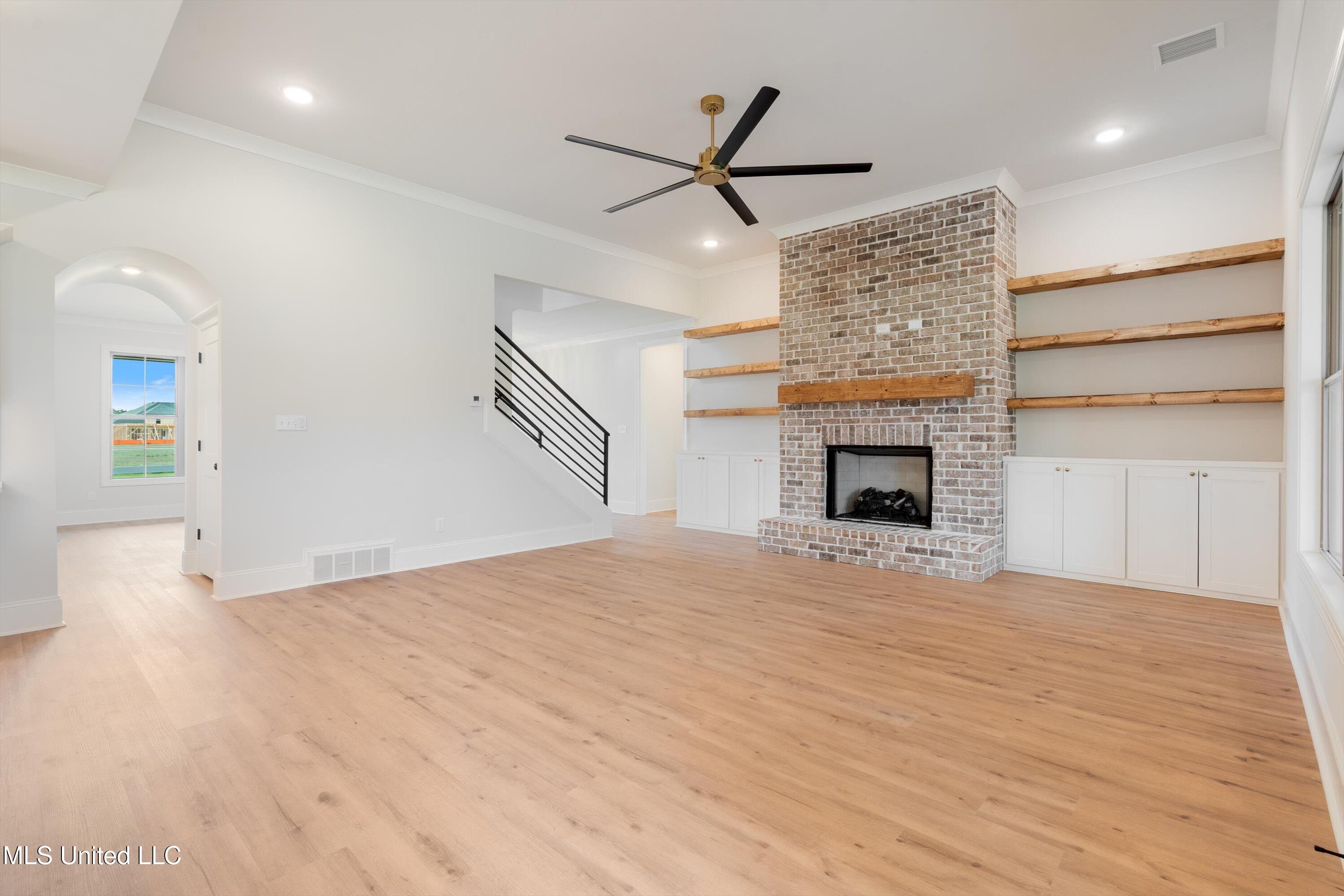 4364 Brooke Drive, Nesbit, Mississippi image 21