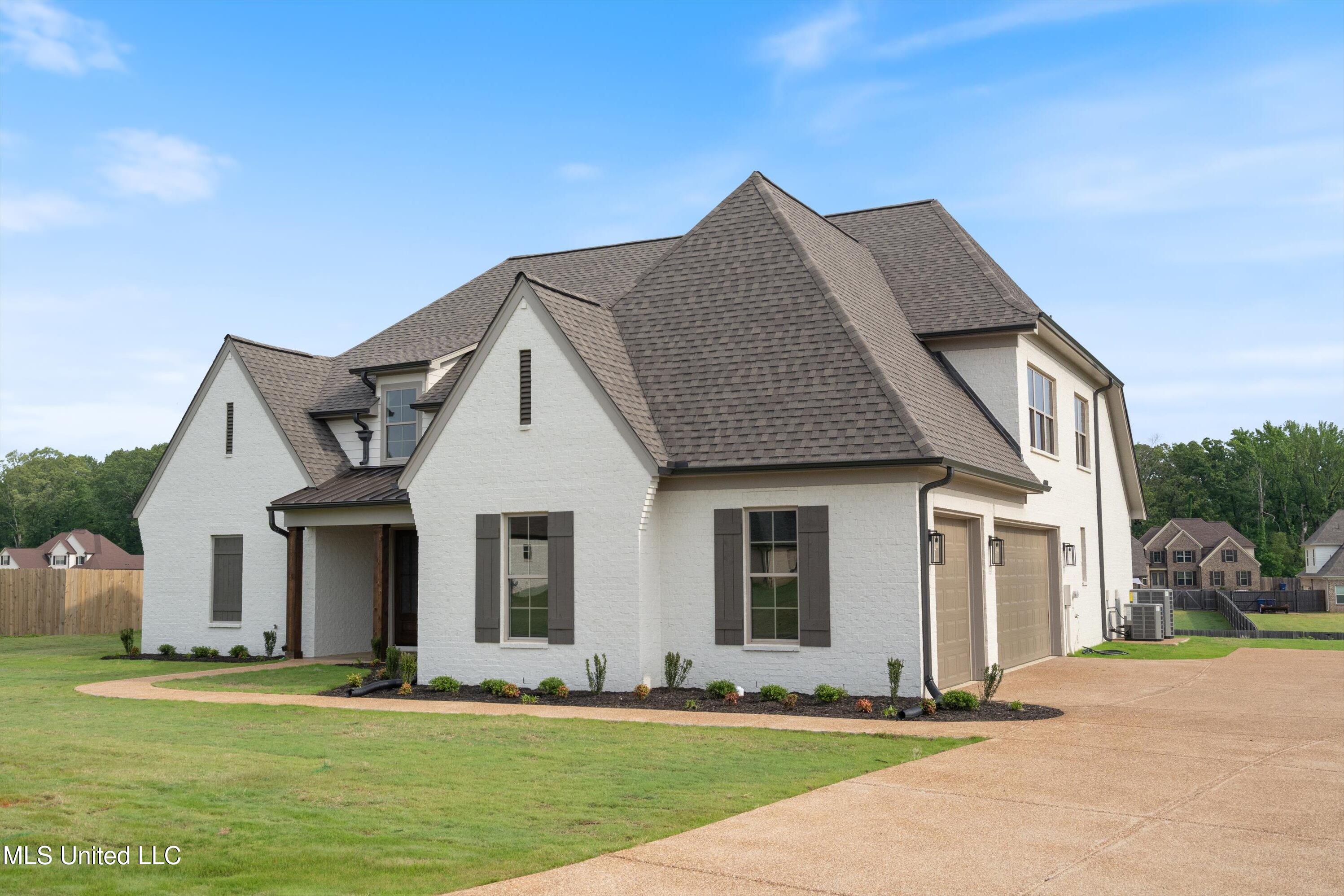 4364 Brooke Drive, Nesbit, Mississippi image 3
