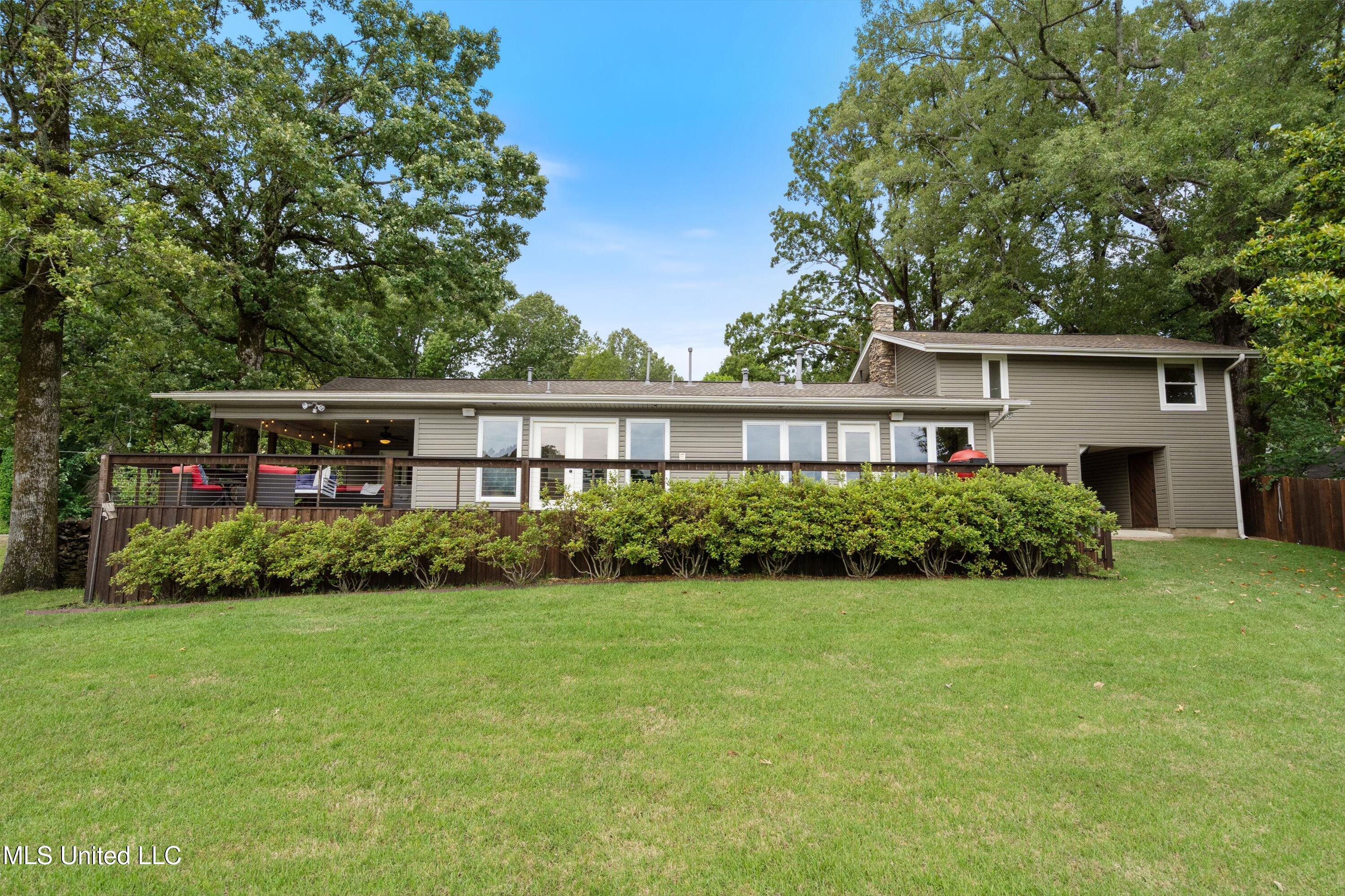 7300 W Shahkoka Drive, Olive Branch, Mississippi image 33