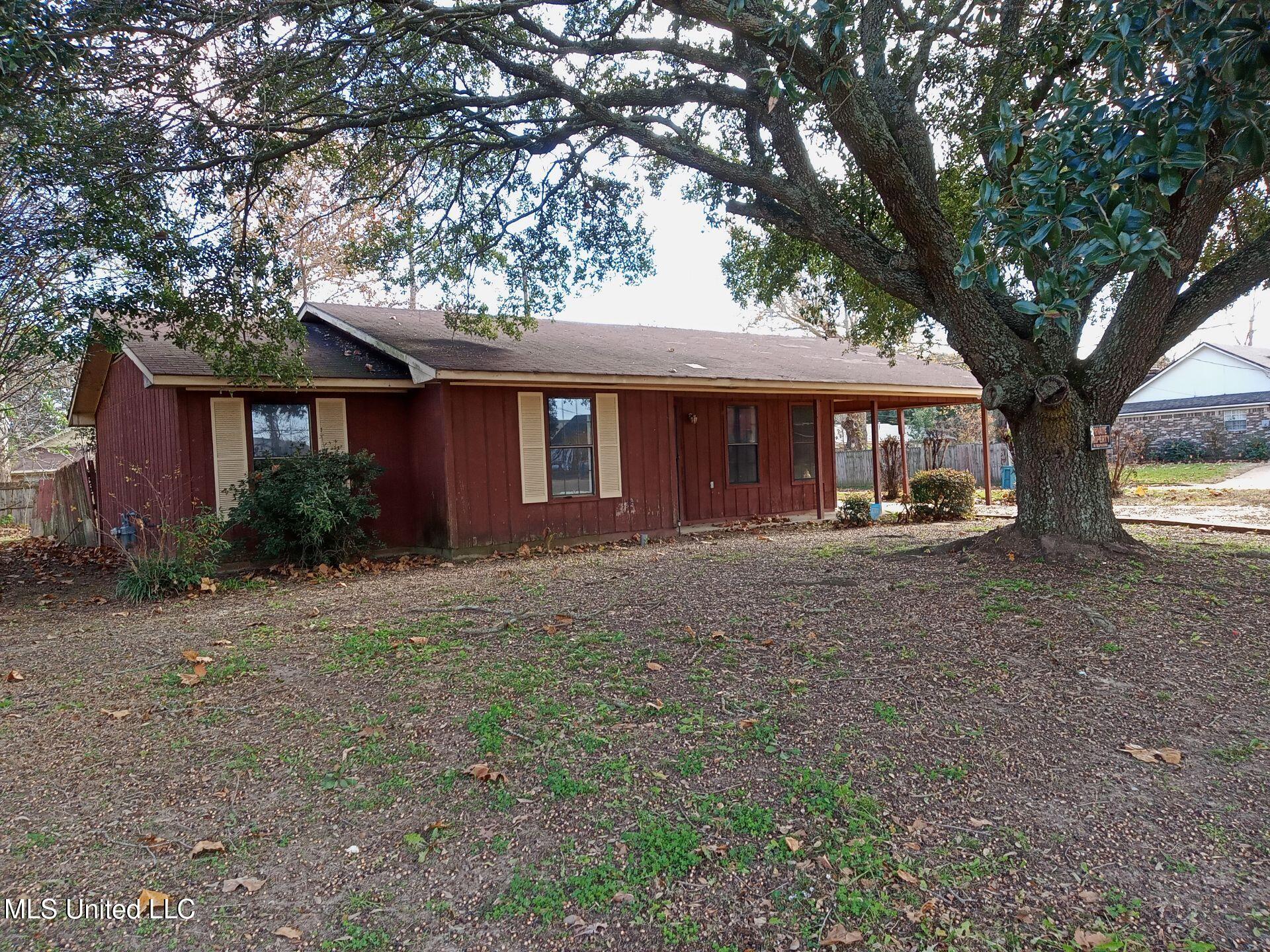 2404 W Clubview Circle, Yazoo City, Mississippi image 18