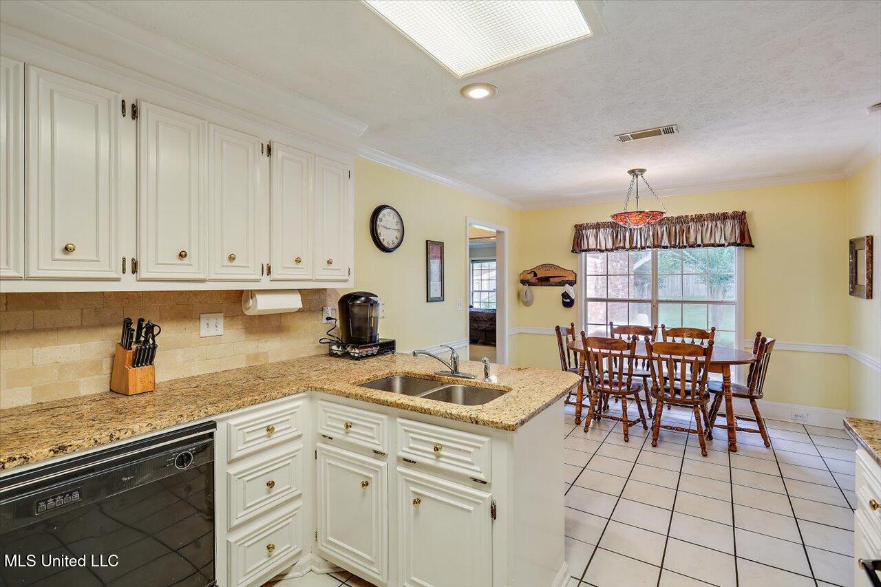 415 Summer Hill Road, Madison, Mississippi image 13