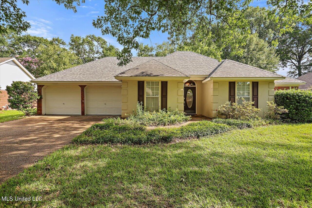 415 Summer Hill Road, Madison, Mississippi image 1