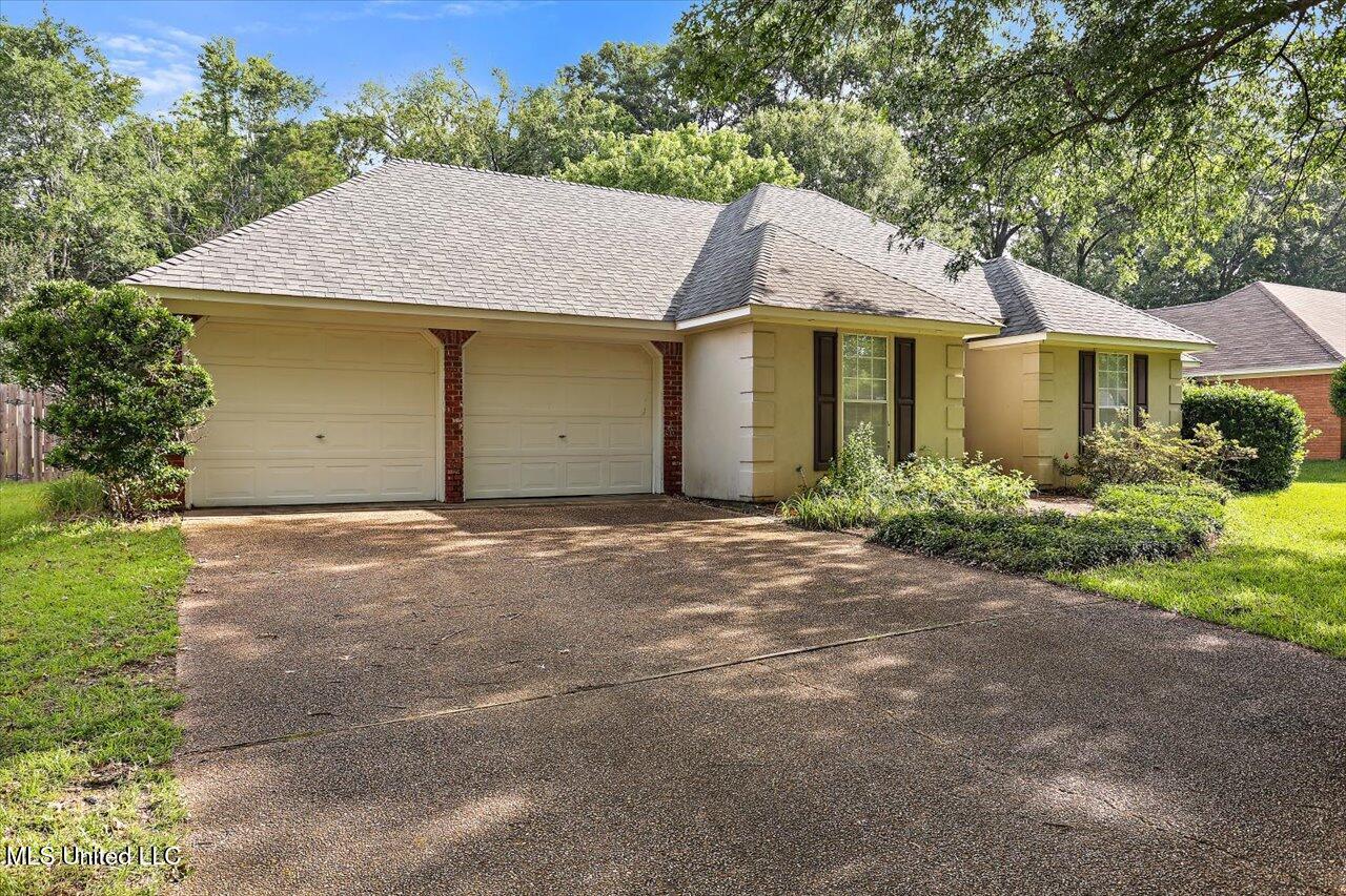 415 Summer Hill Road, Madison, Mississippi image 2