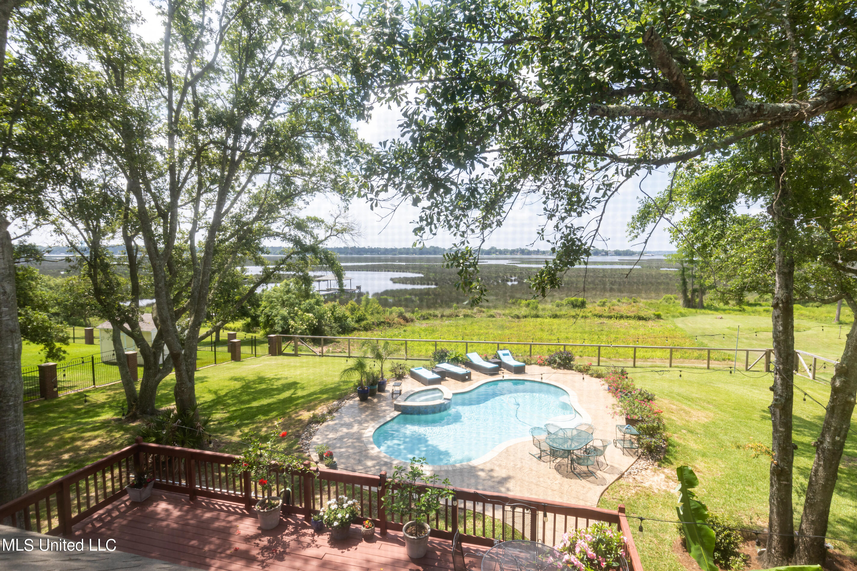 9195 Scenic River Drive, Biloxi, Mississippi image 43