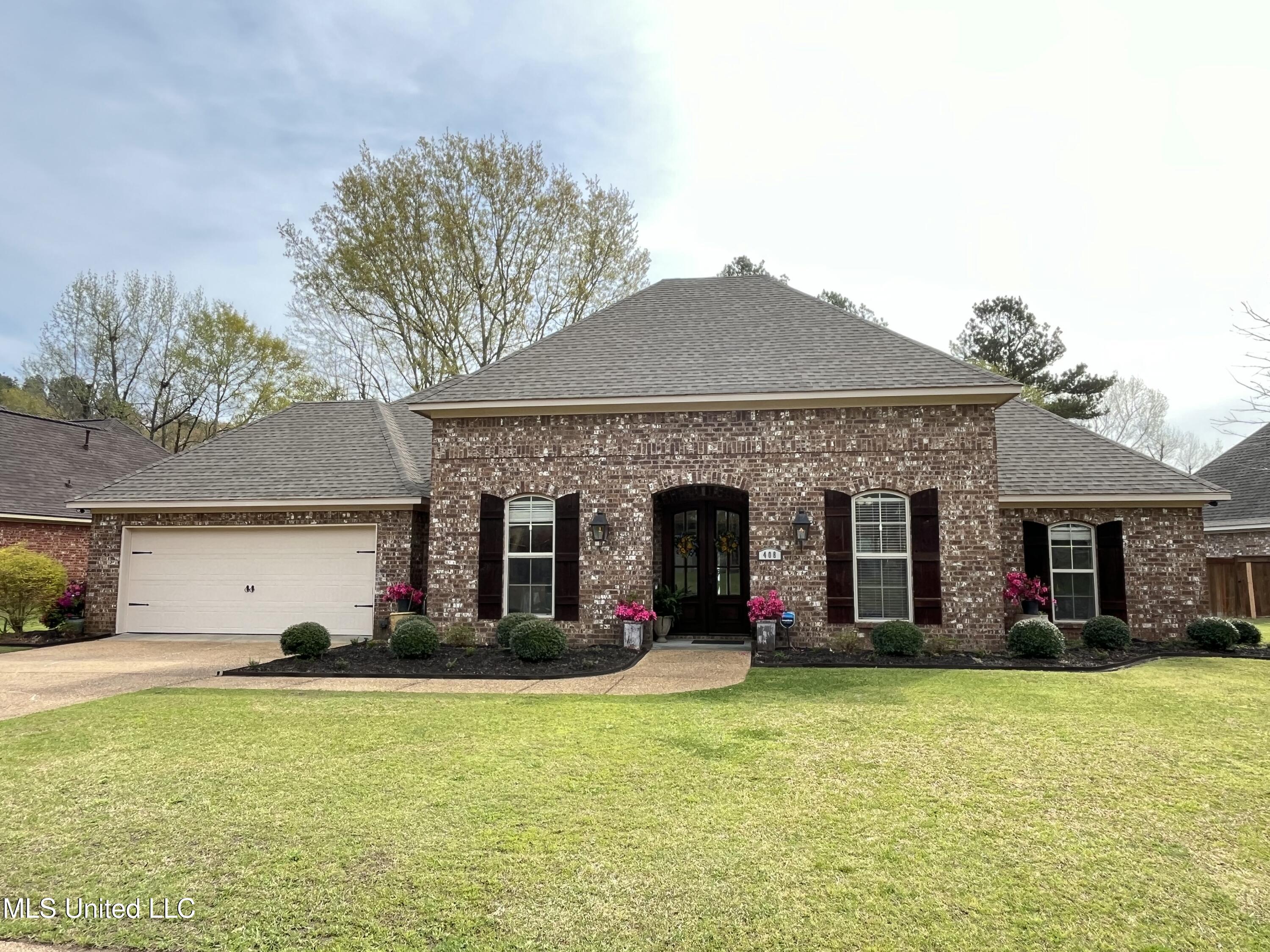 408 Bridgestone Place, Florence, Mississippi image 1