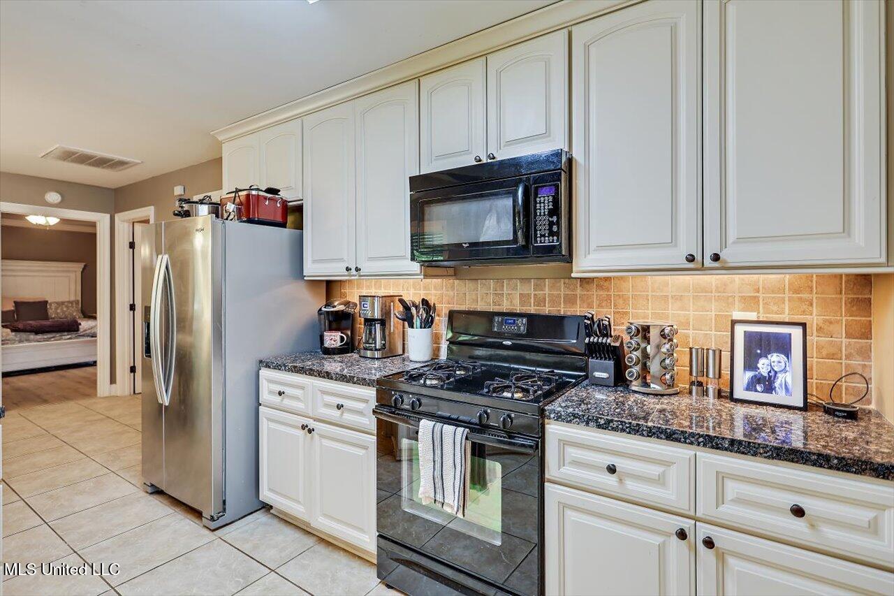 150 Britton Circle, Flowood, Mississippi image 12