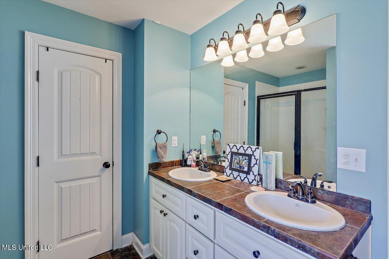 150 Britton Circle, Flowood, Mississippi image 21