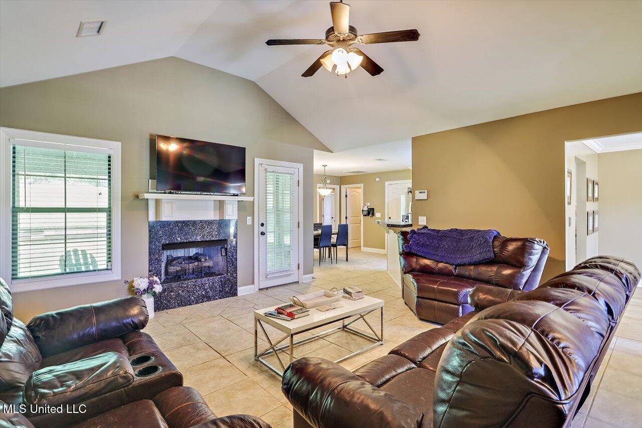 150 Britton Circle, Flowood, Mississippi image 8