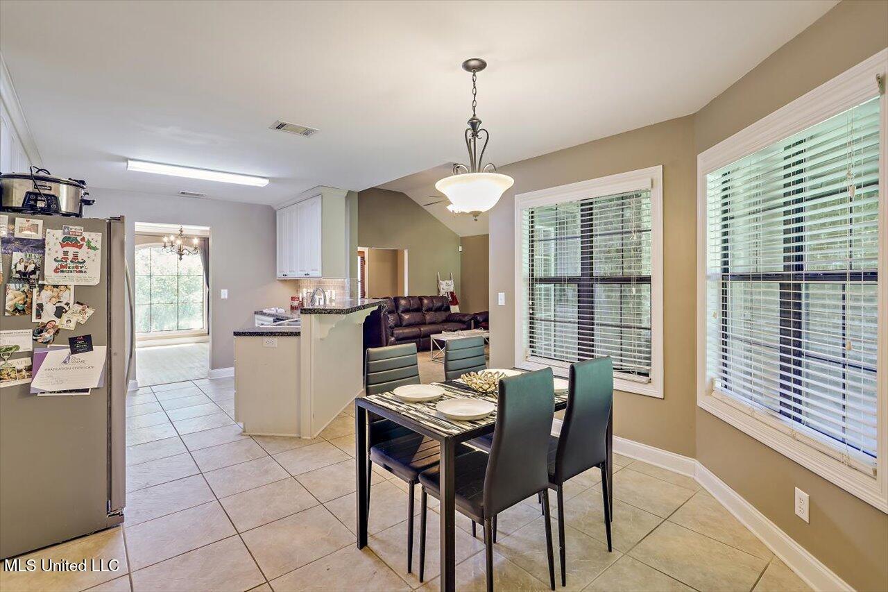 150 Britton Circle, Flowood, Mississippi image 15