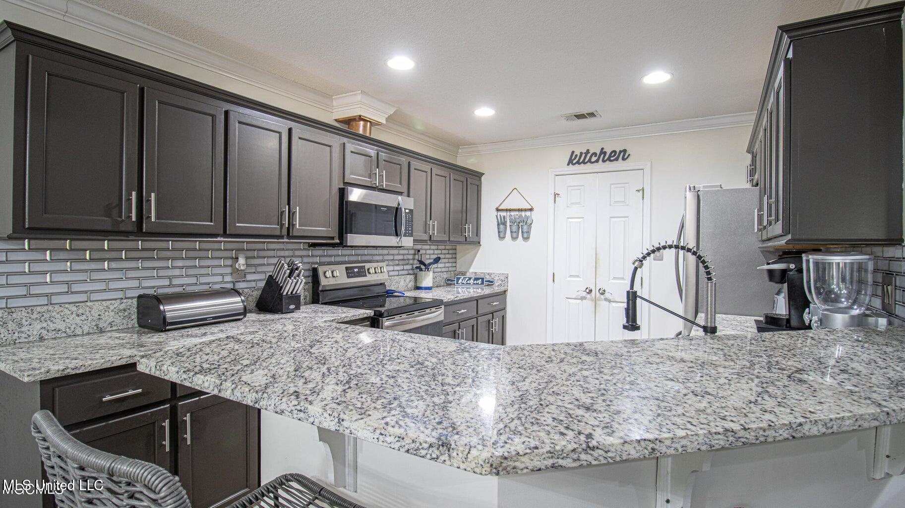 14944 Loveless Drive, Gulfport, Mississippi image 6