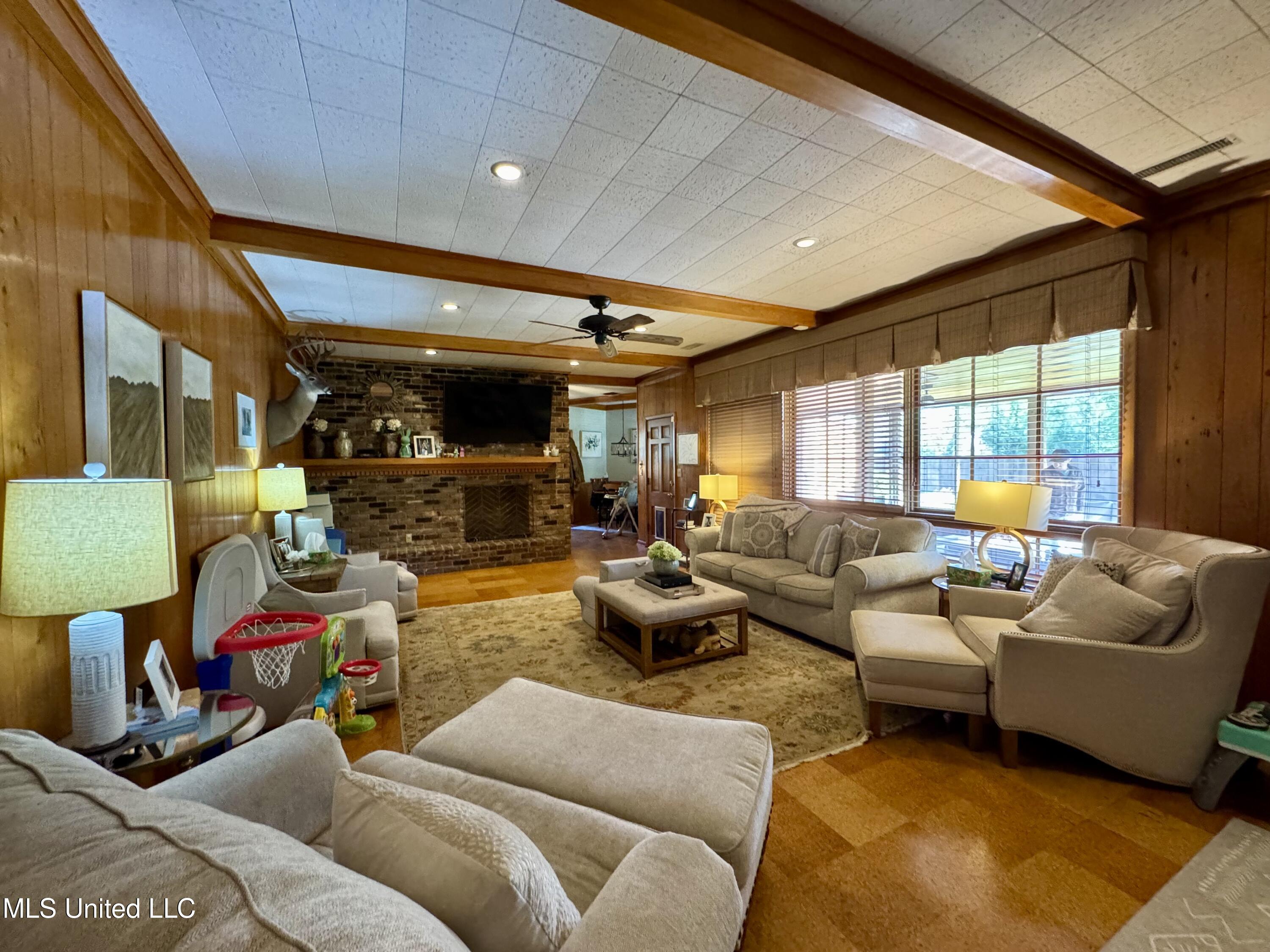 1301 College St. Street, Cleveland, Mississippi image 5