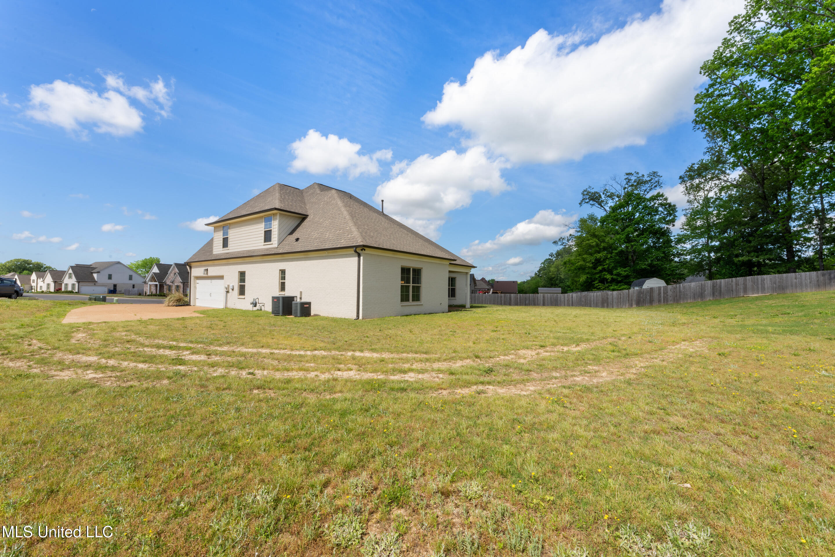 3470 Delaney Drive, Nesbit, Mississippi image 38