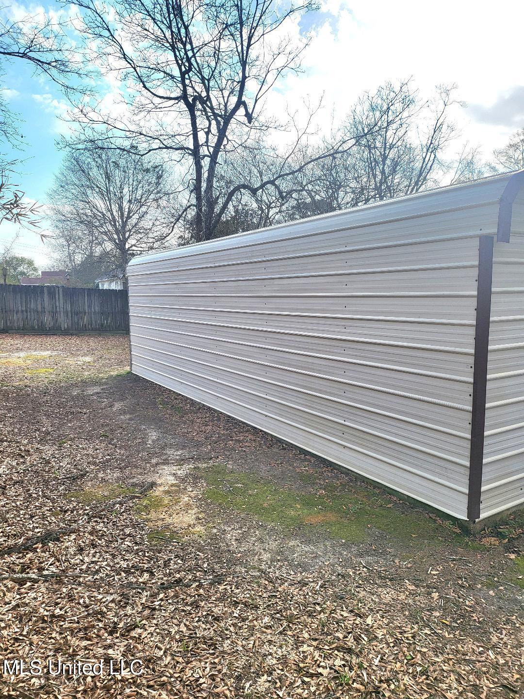 221 N Vardaman Street, Wiggins, Mississippi image 20