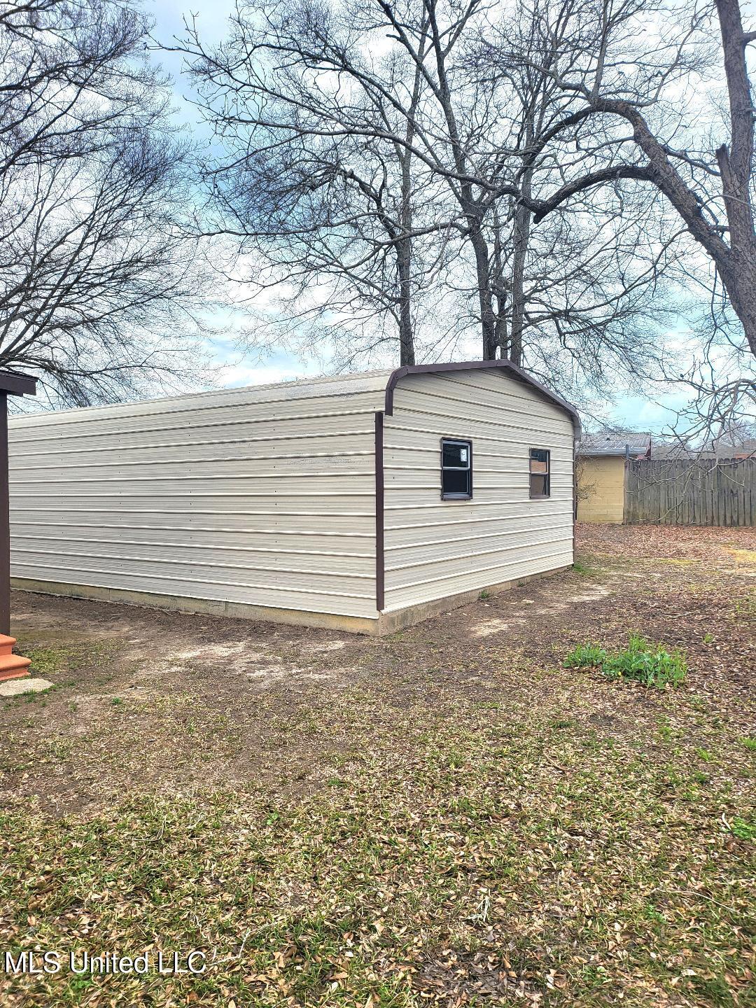 221 N Vardaman Street, Wiggins, Mississippi image 19