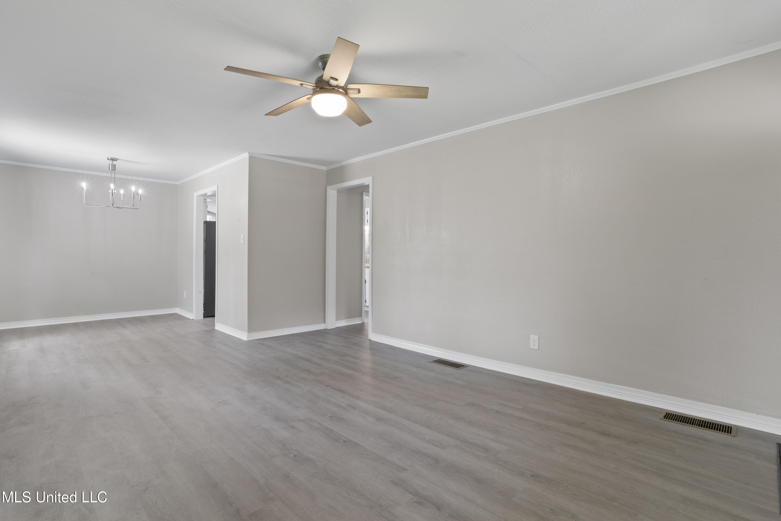 221 N Vardaman Street, Wiggins, Mississippi image 12