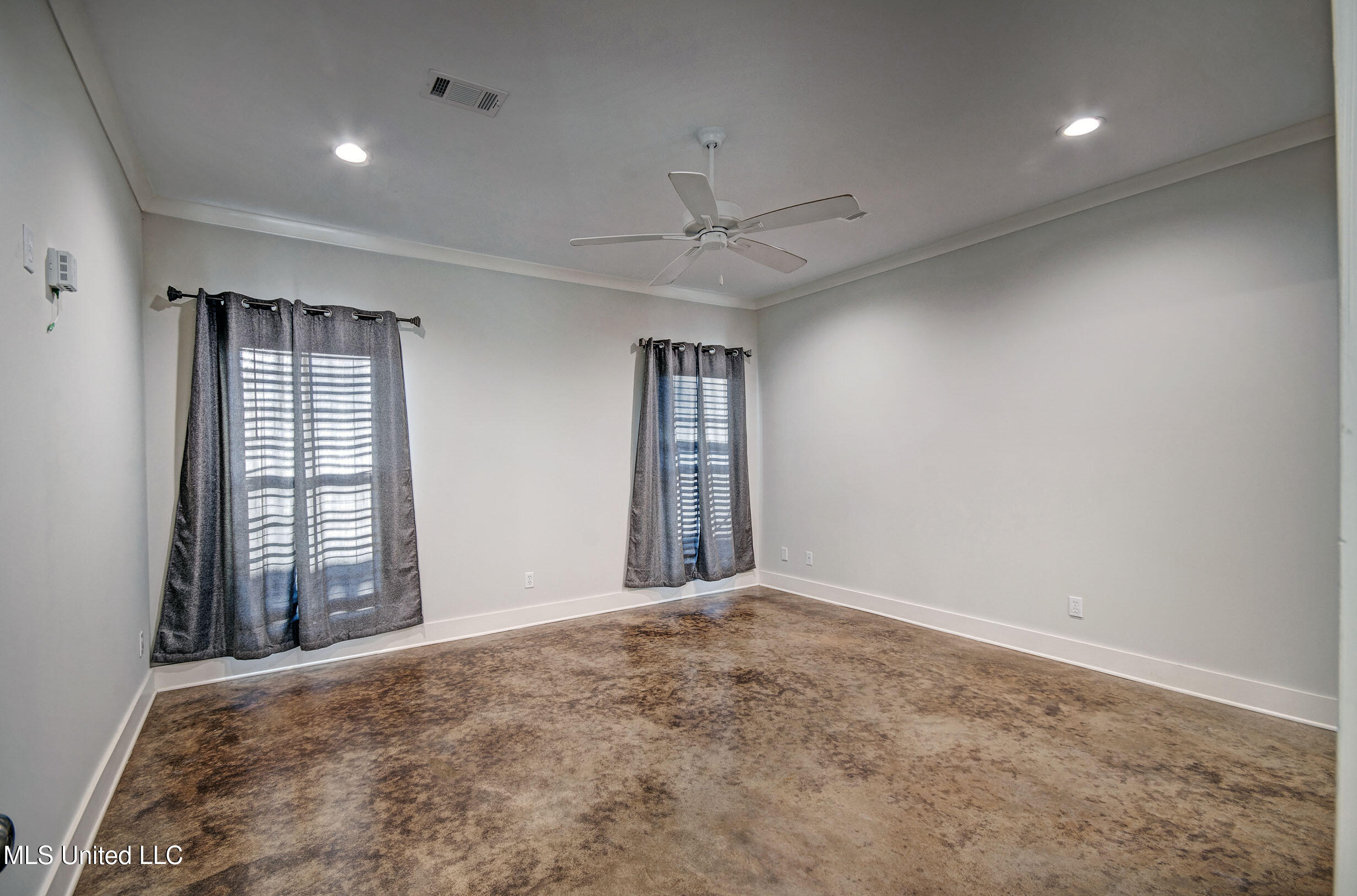 265 Clubview Circle, Pearl, Mississippi image 13