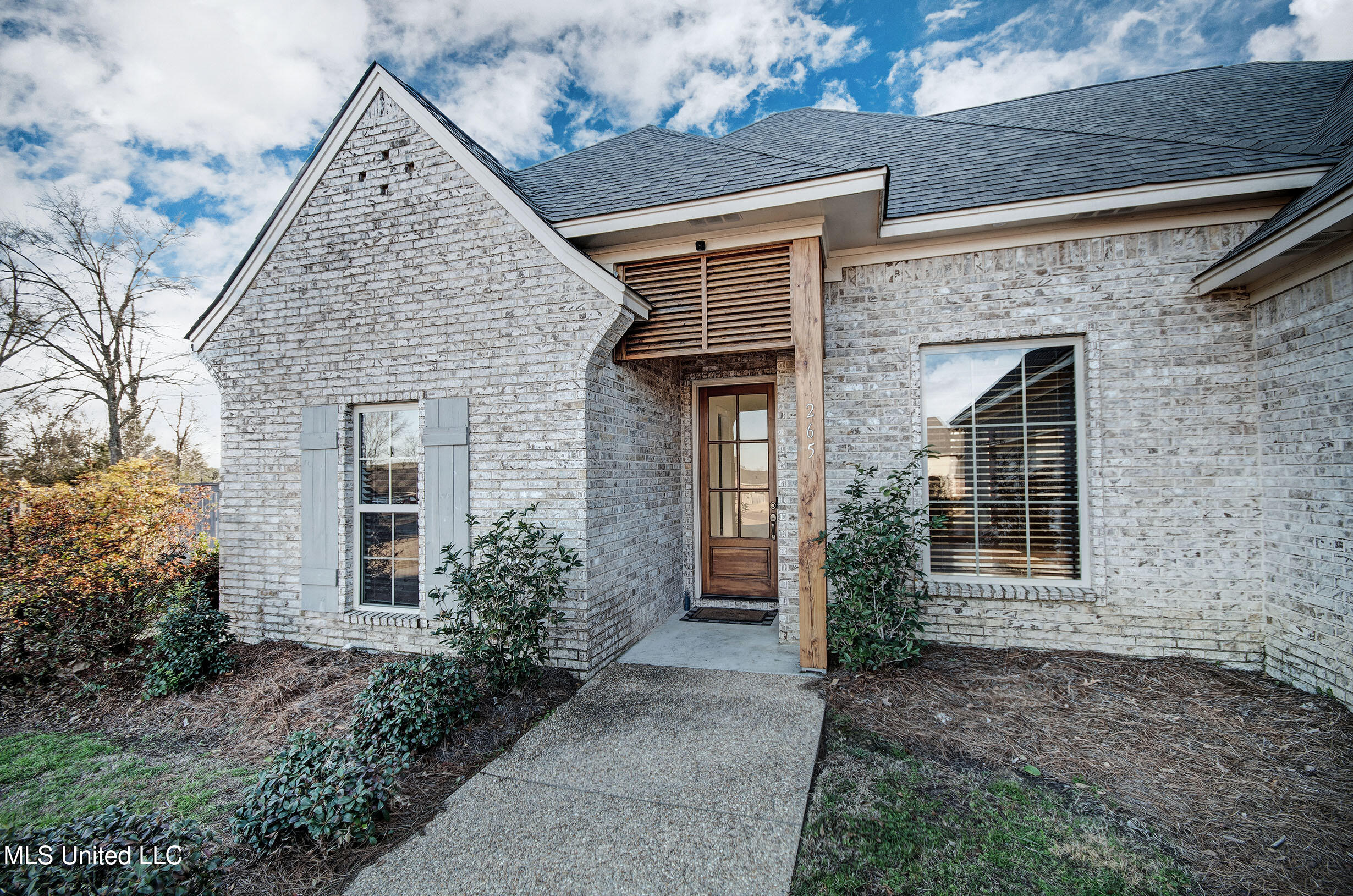 265 Clubview Circle, Pearl, Mississippi image 10