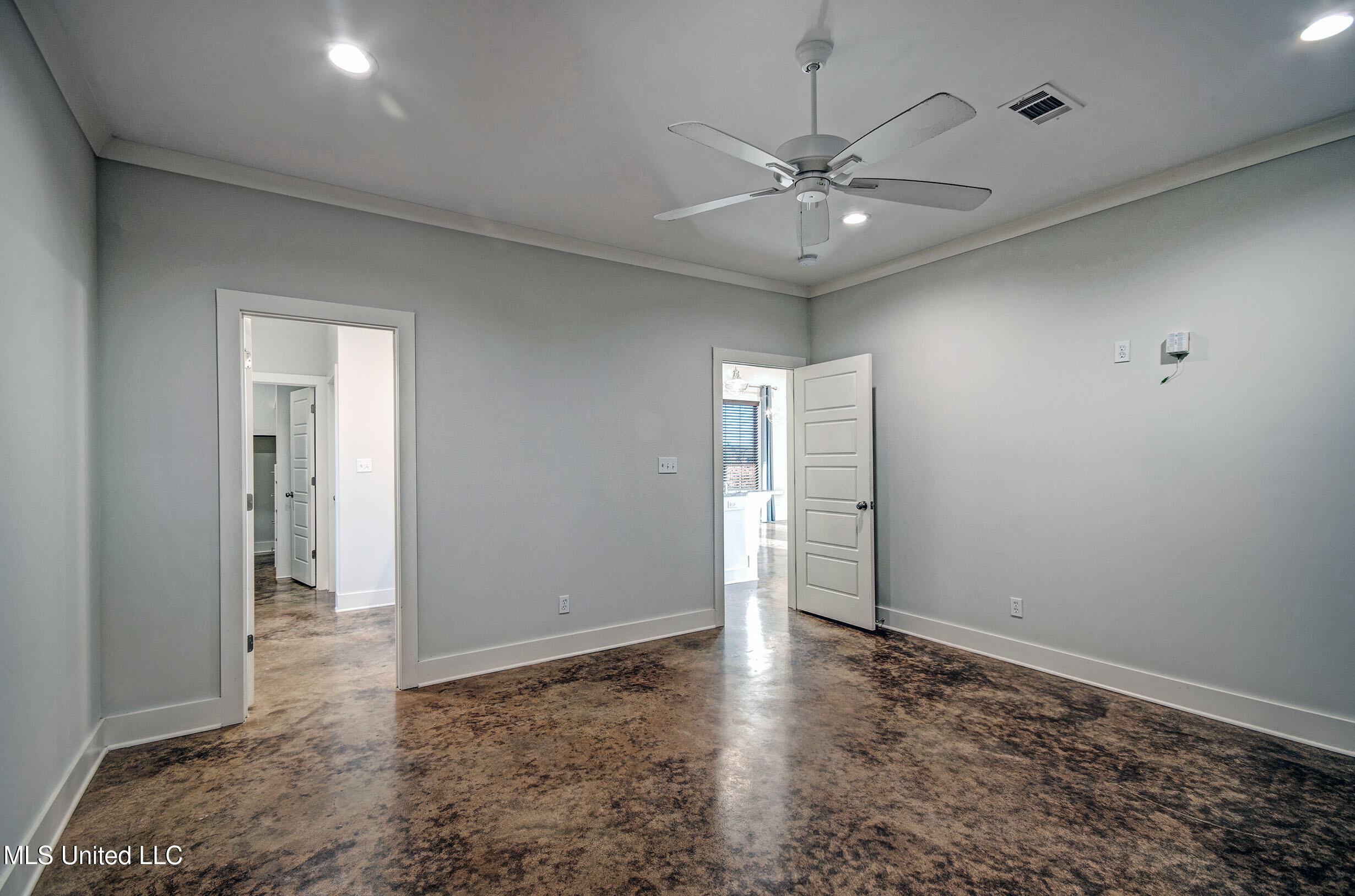 265 Clubview Circle, Pearl, Mississippi image 14