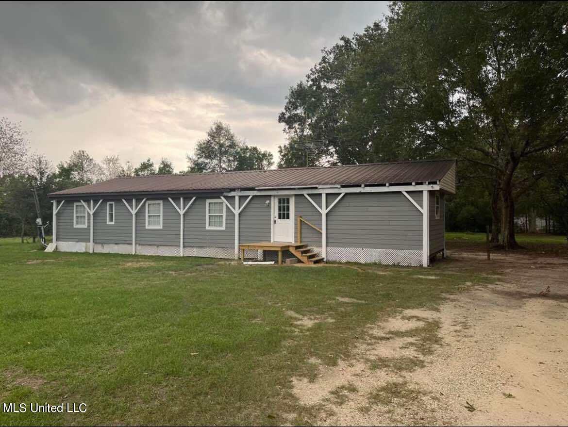 11051 Cody Lane, Picayune, Mississippi image 1