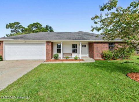 Homes For Sale - 3421 N 10th Street<br/> Ocean Springs, MS 39564