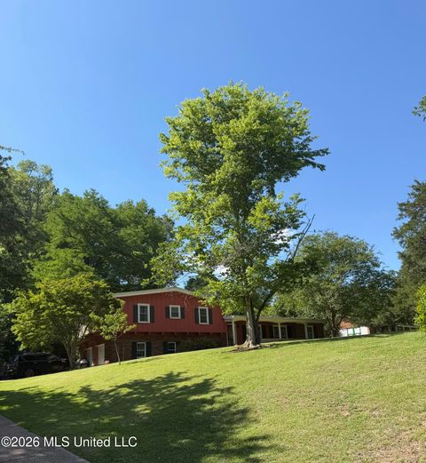 Homes For Sale - 211 Glenwood Drive<br/> Adams County, Natchez, MS 39120