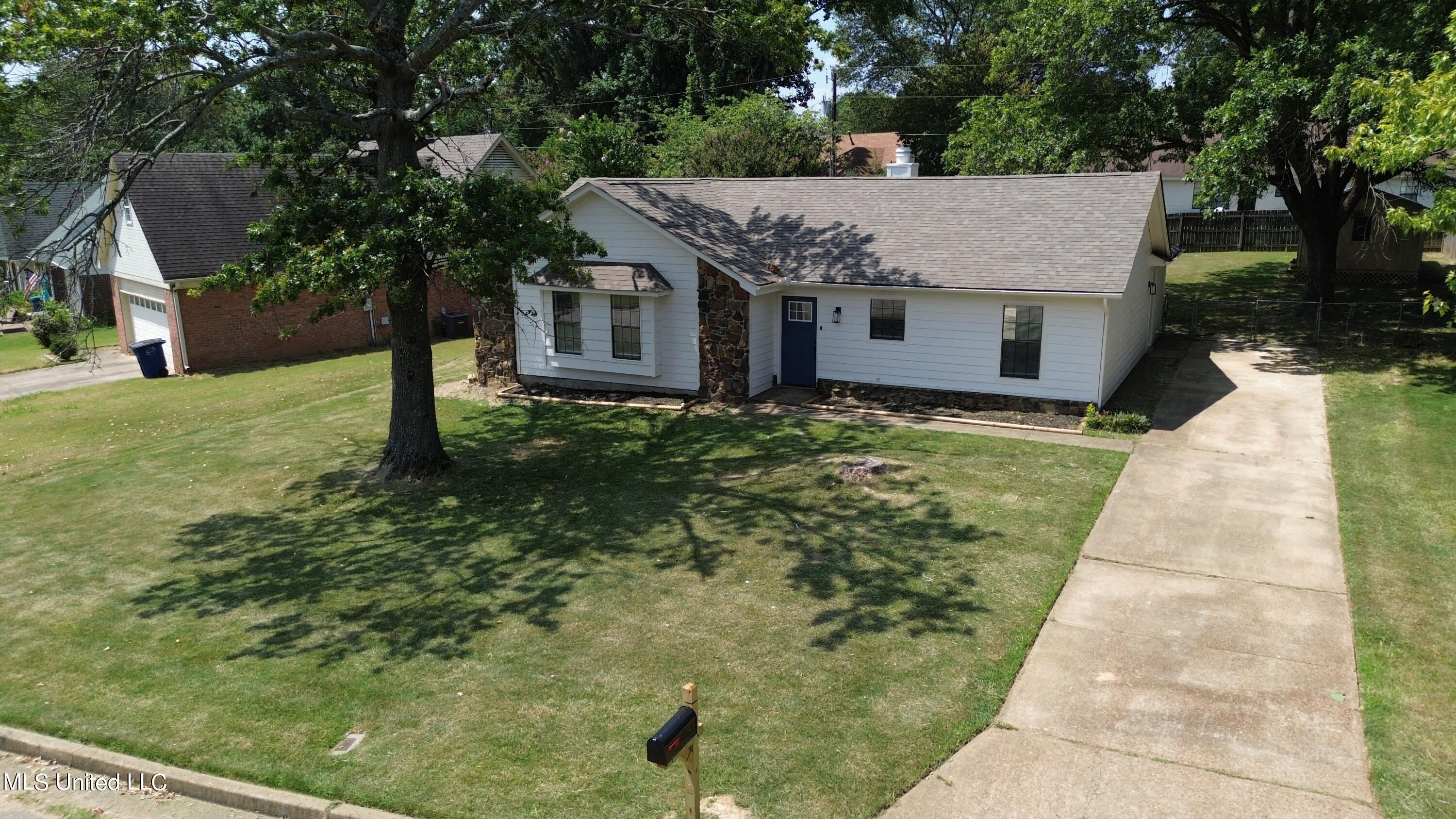 7248 English Oak Drive, Olive Branch, Mississippi image 29