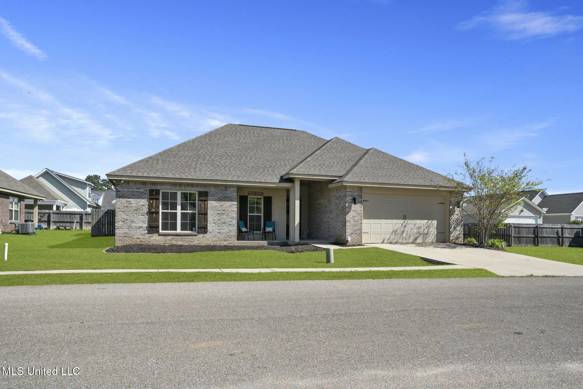 39 Coastal Oak St, Hattiesburg, Mississippi image 4