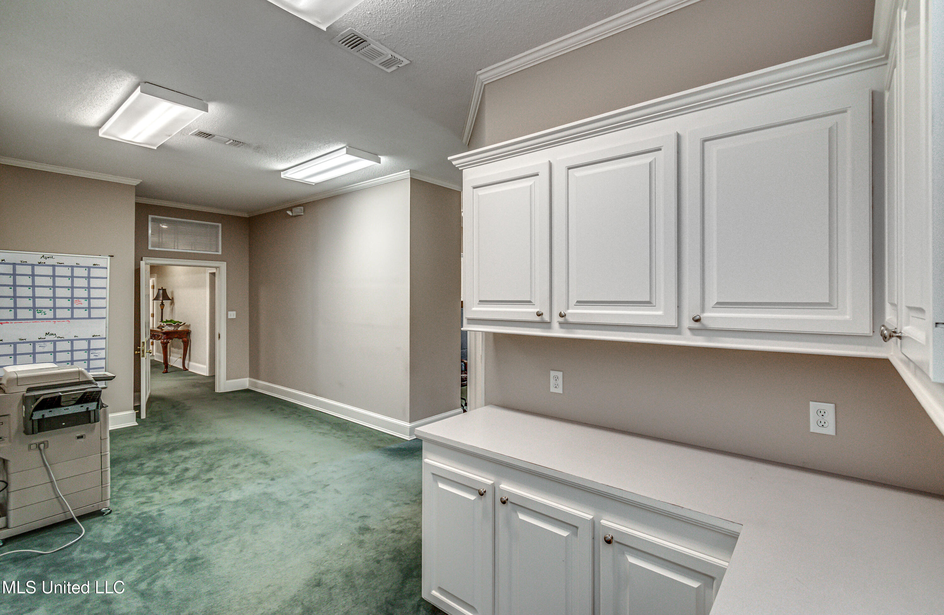 Jackson, Mississippi 39211, United States, ,Residential,Active,30567