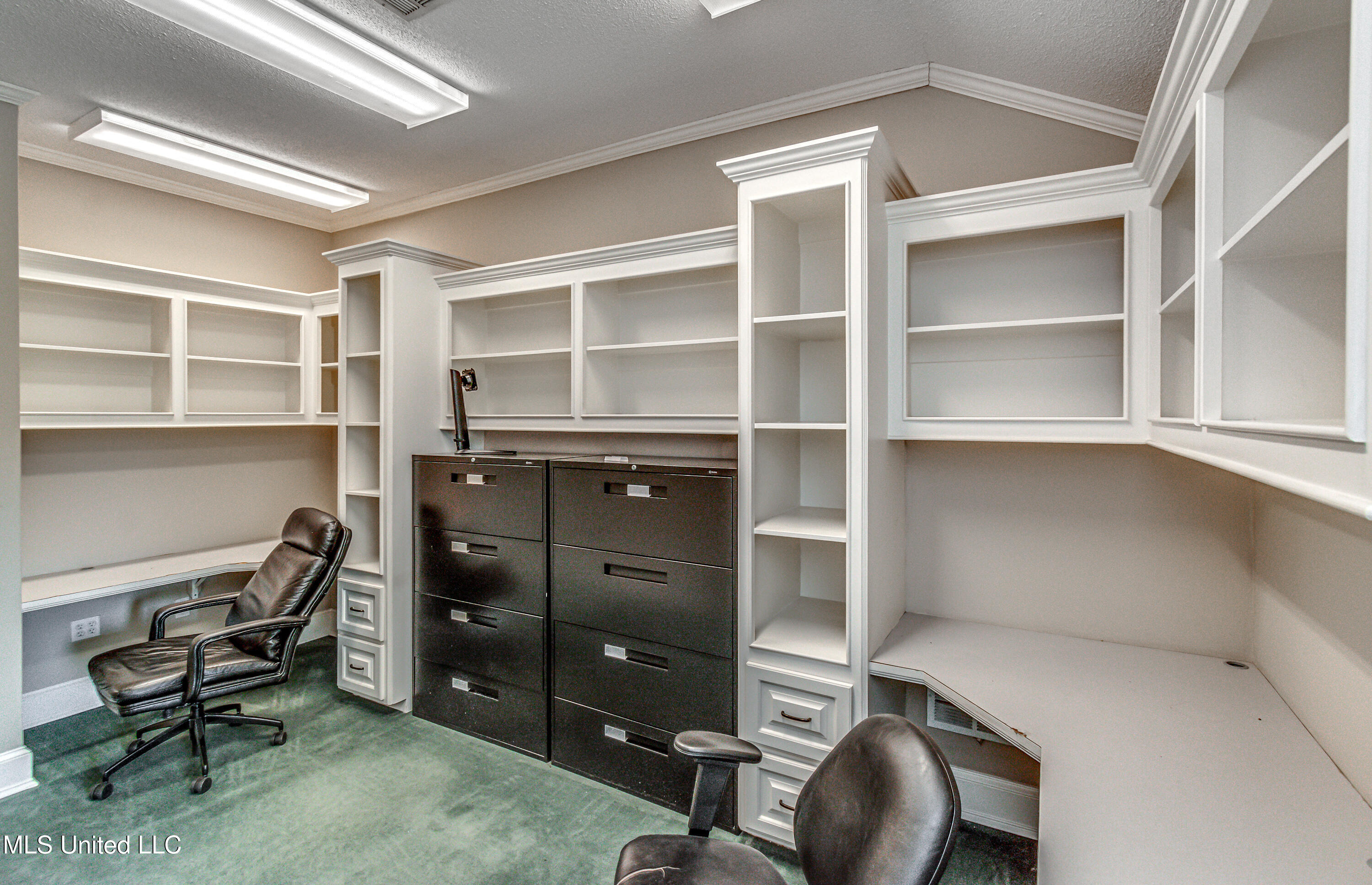 Jackson, Mississippi 39211, United States, ,Residential,Active,30567