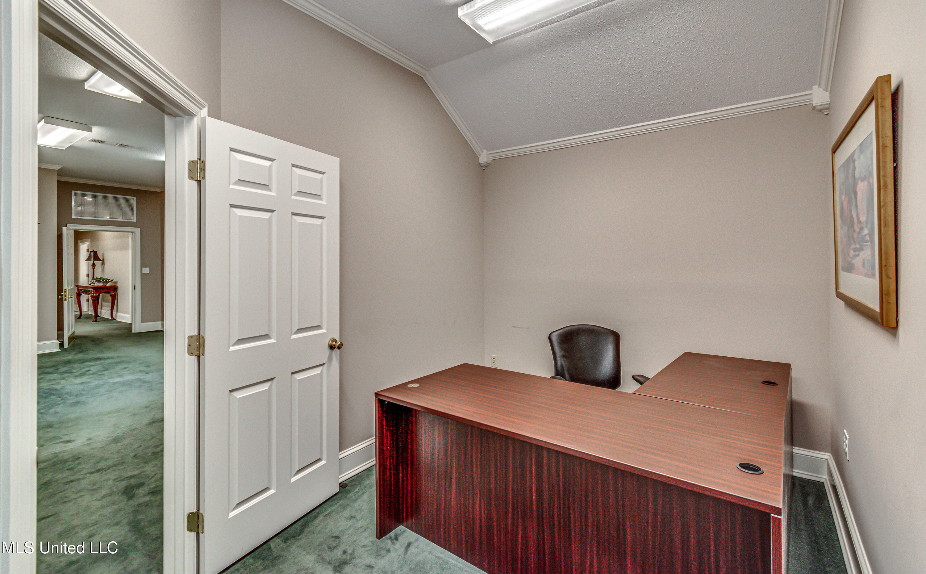 Jackson, Mississippi 39211, United States, ,Residential,Active,30567