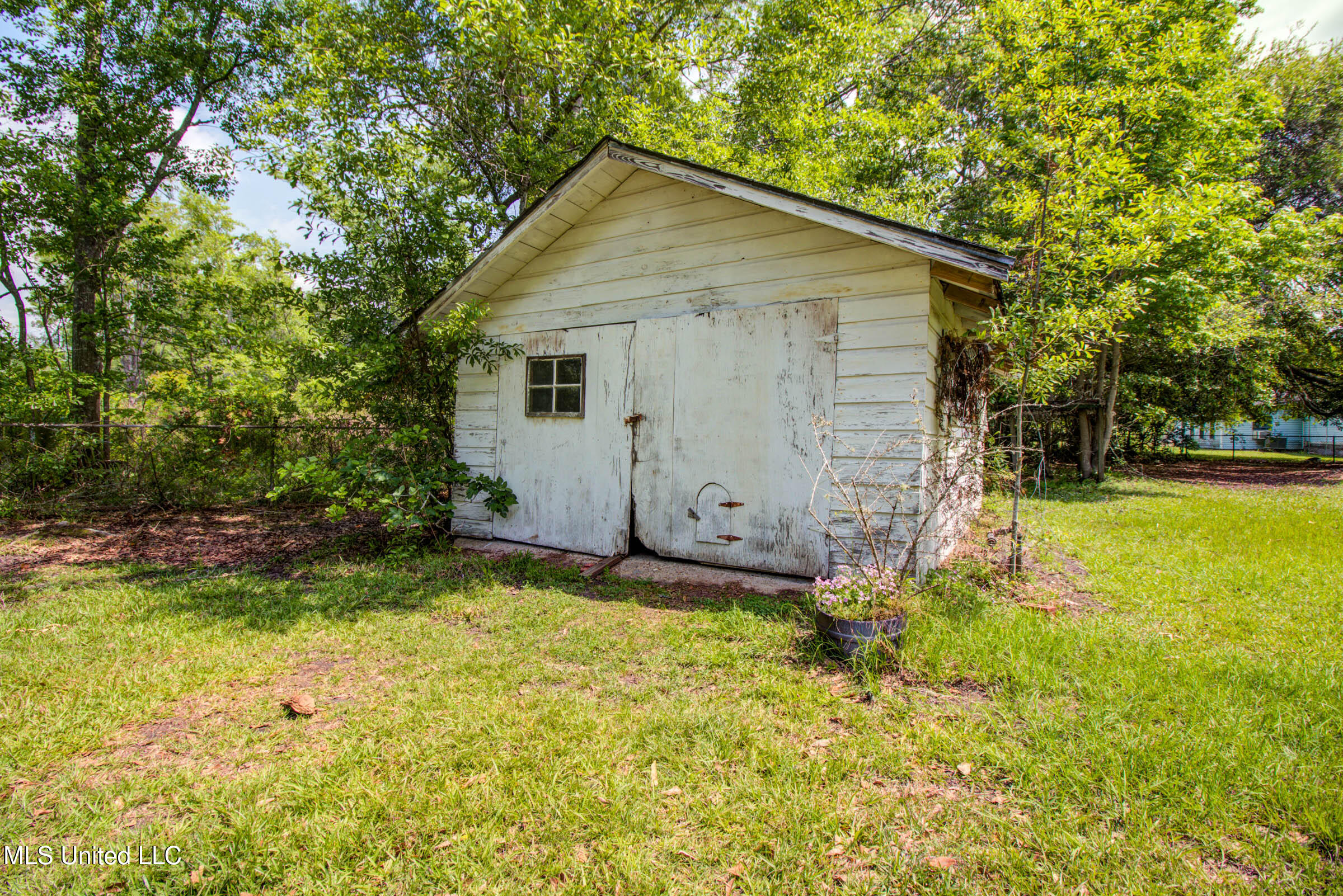 9724 Highway 613, Moss Point, Mississippi image 32