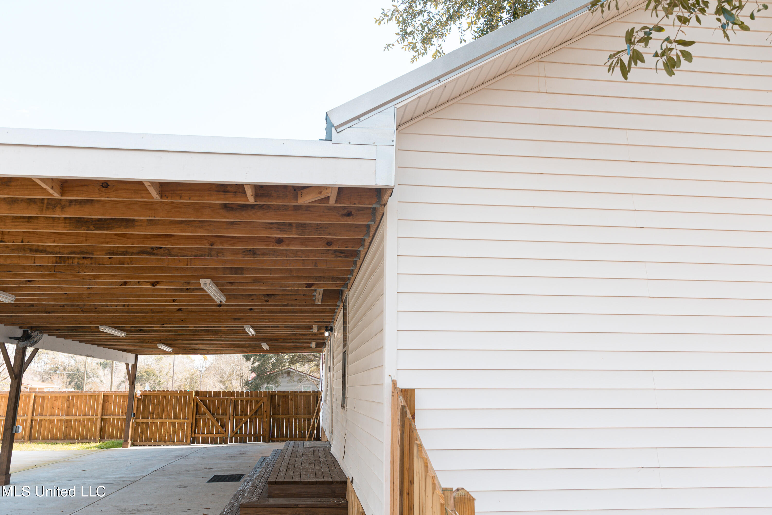 3021 Smith Drive, Gautier, Mississippi image 24