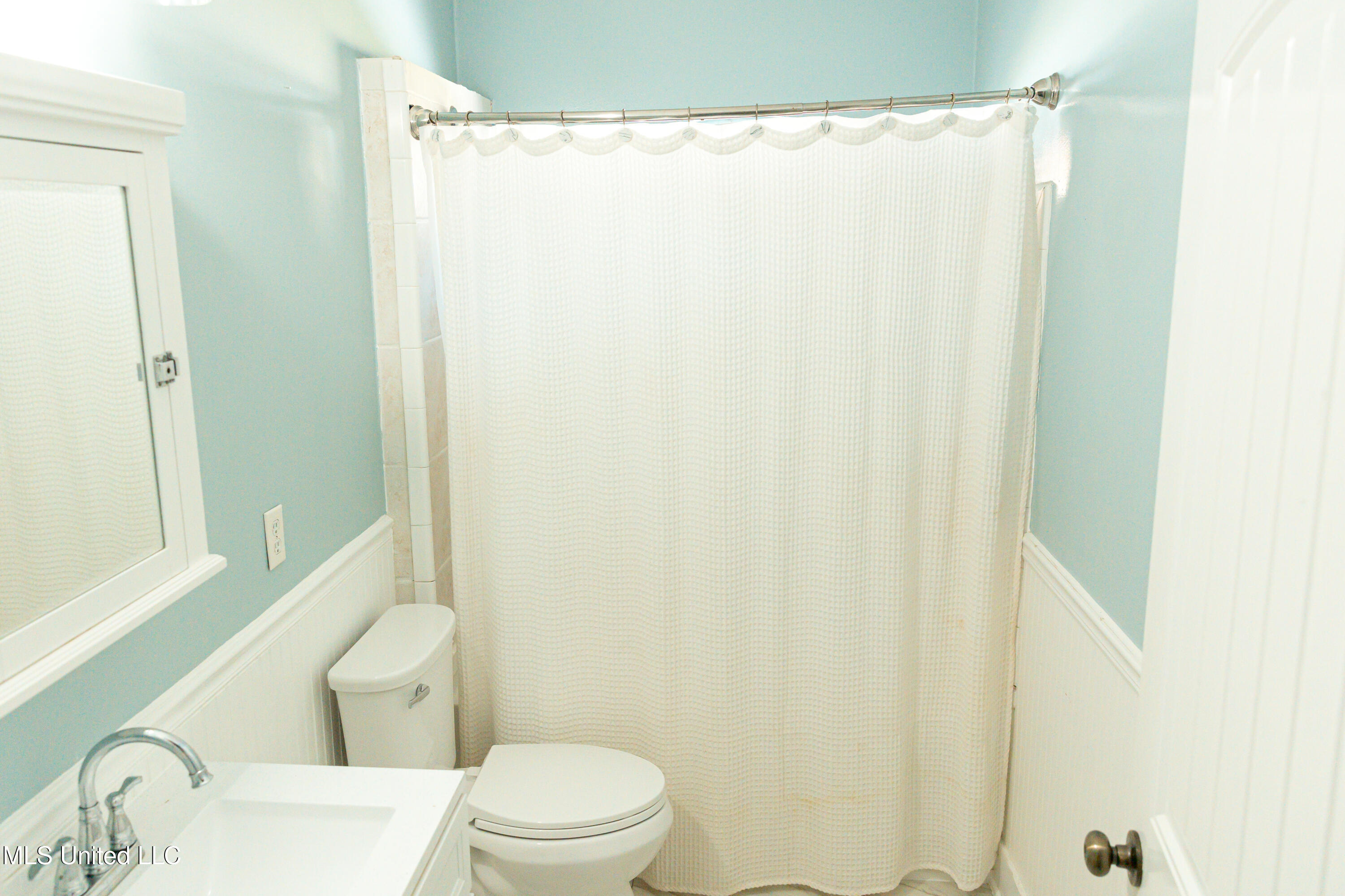 3021 Smith Drive, Gautier, Mississippi image 13