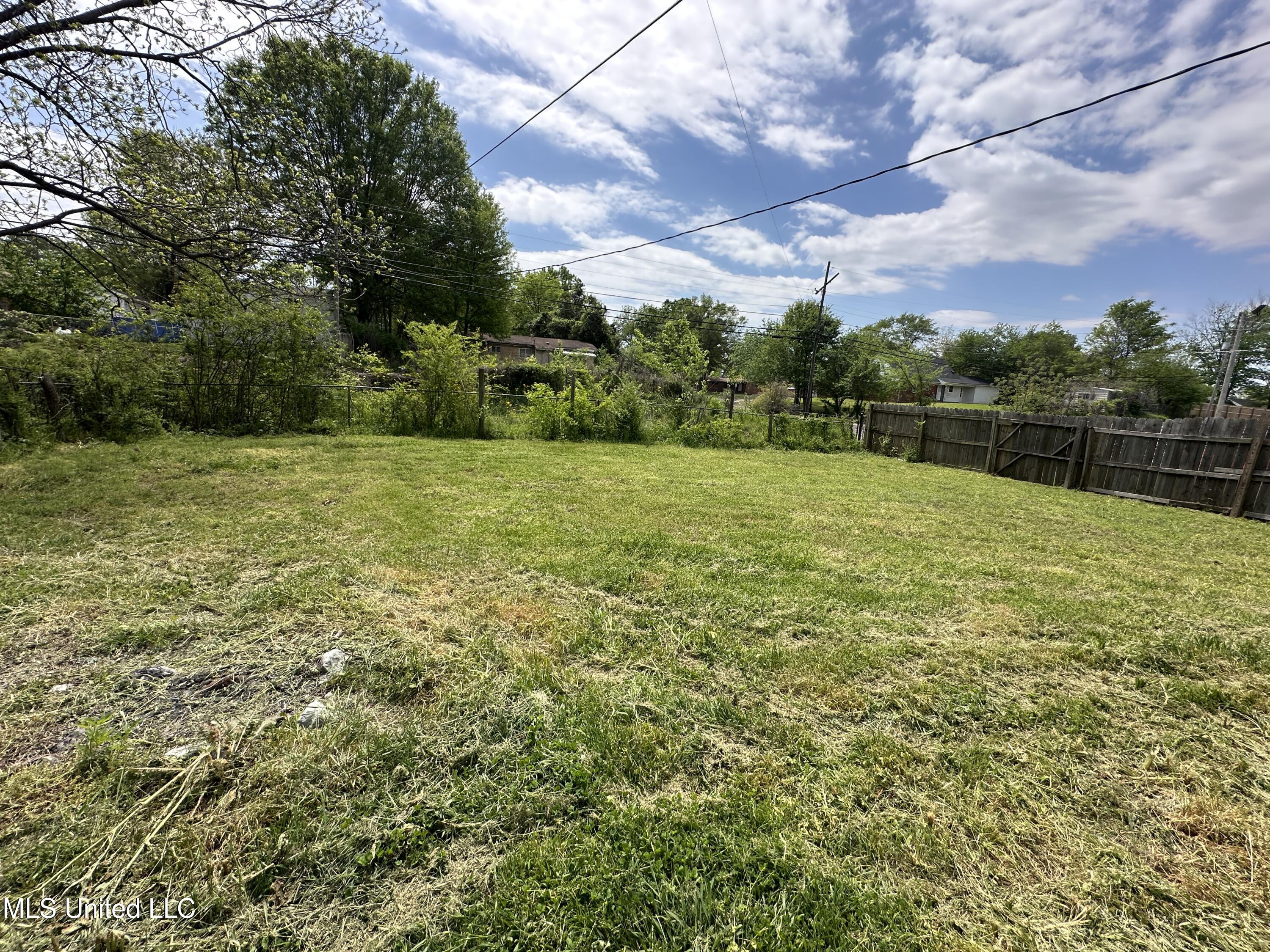 1481 W Stateline Road, Southaven, Mississippi image 14
