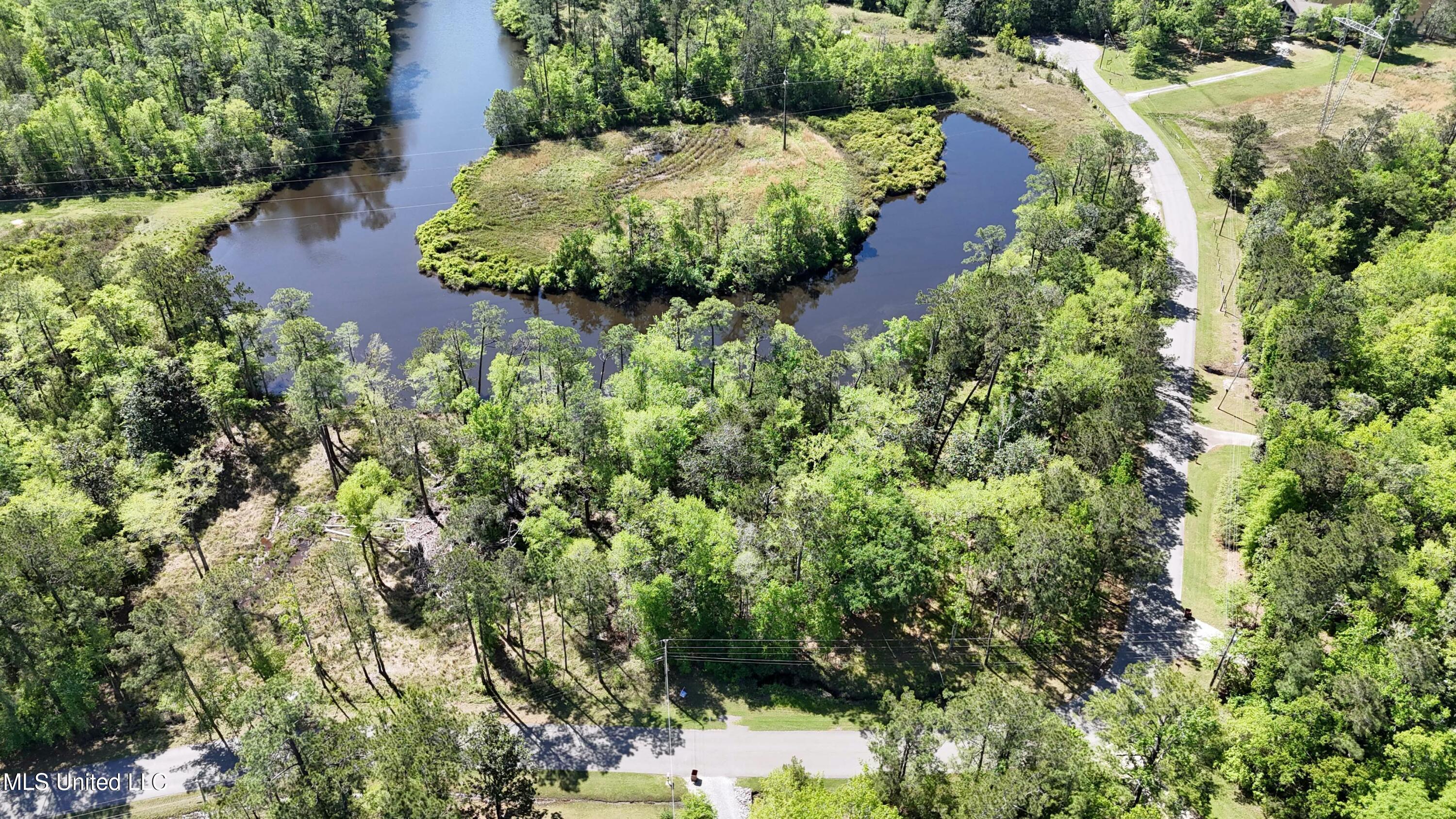 Riverland Drive, Biloxi, Mississippi image 2