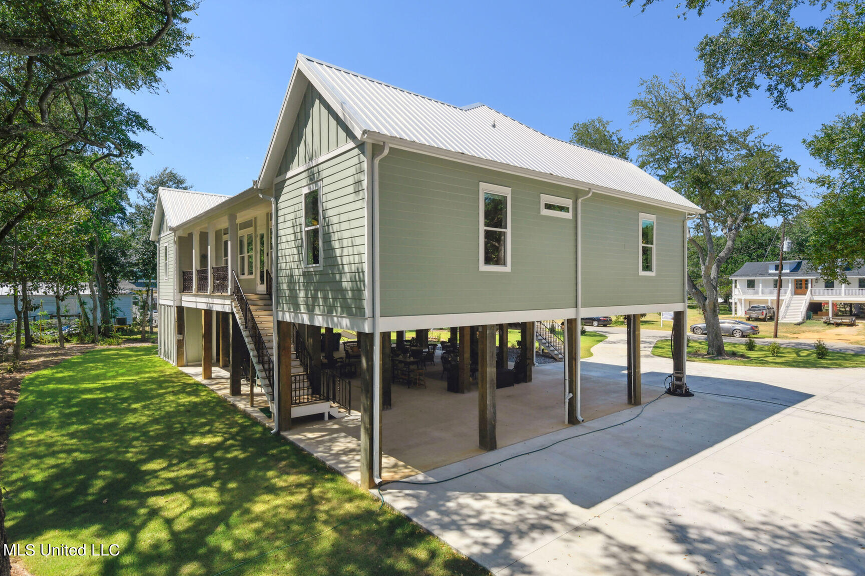 316 Leonhard Avenue, Bay Saint Louis, Mississippi image 25
