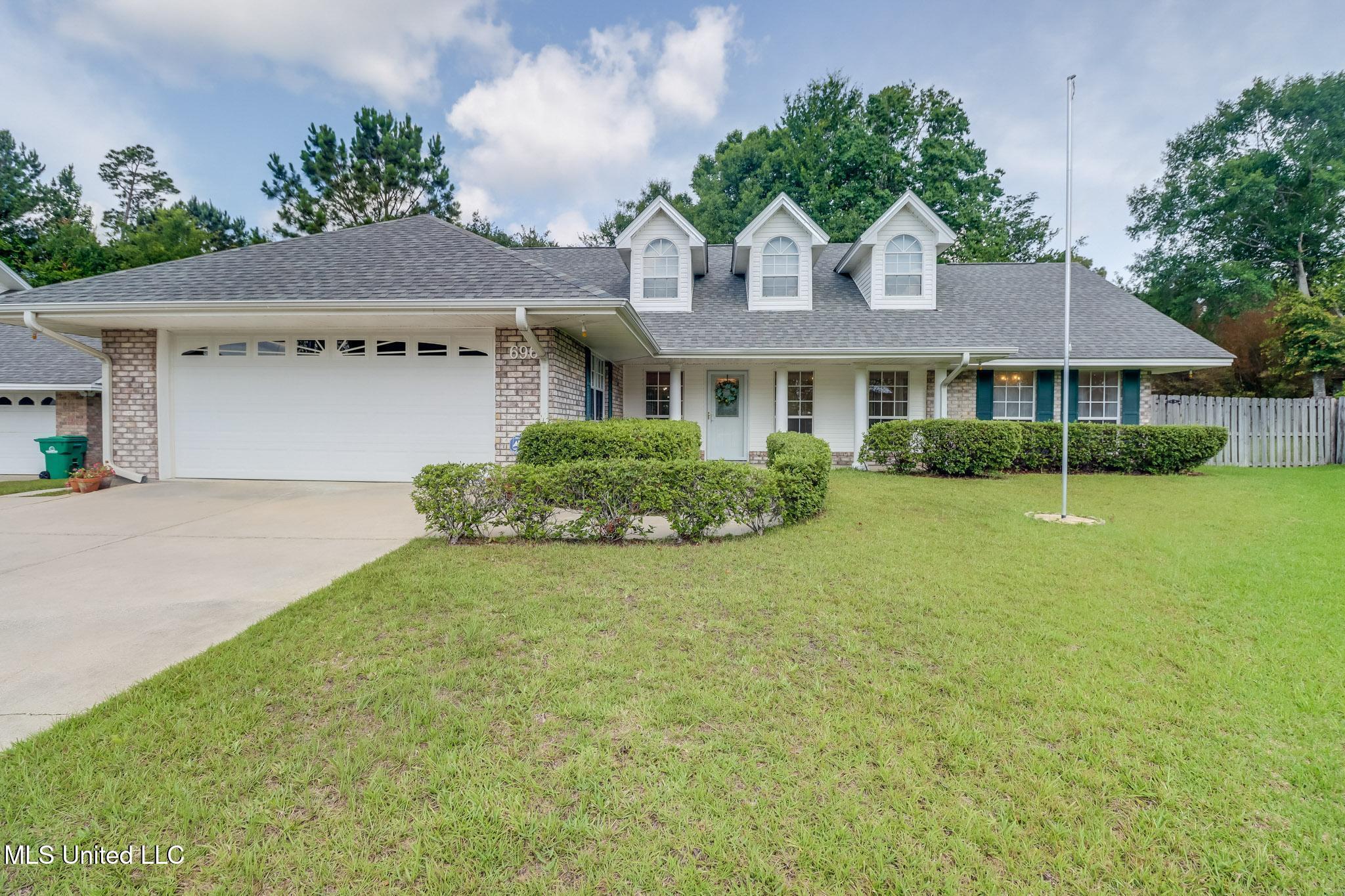 696 Aukai Place, Diamondhead, Mississippi image 1